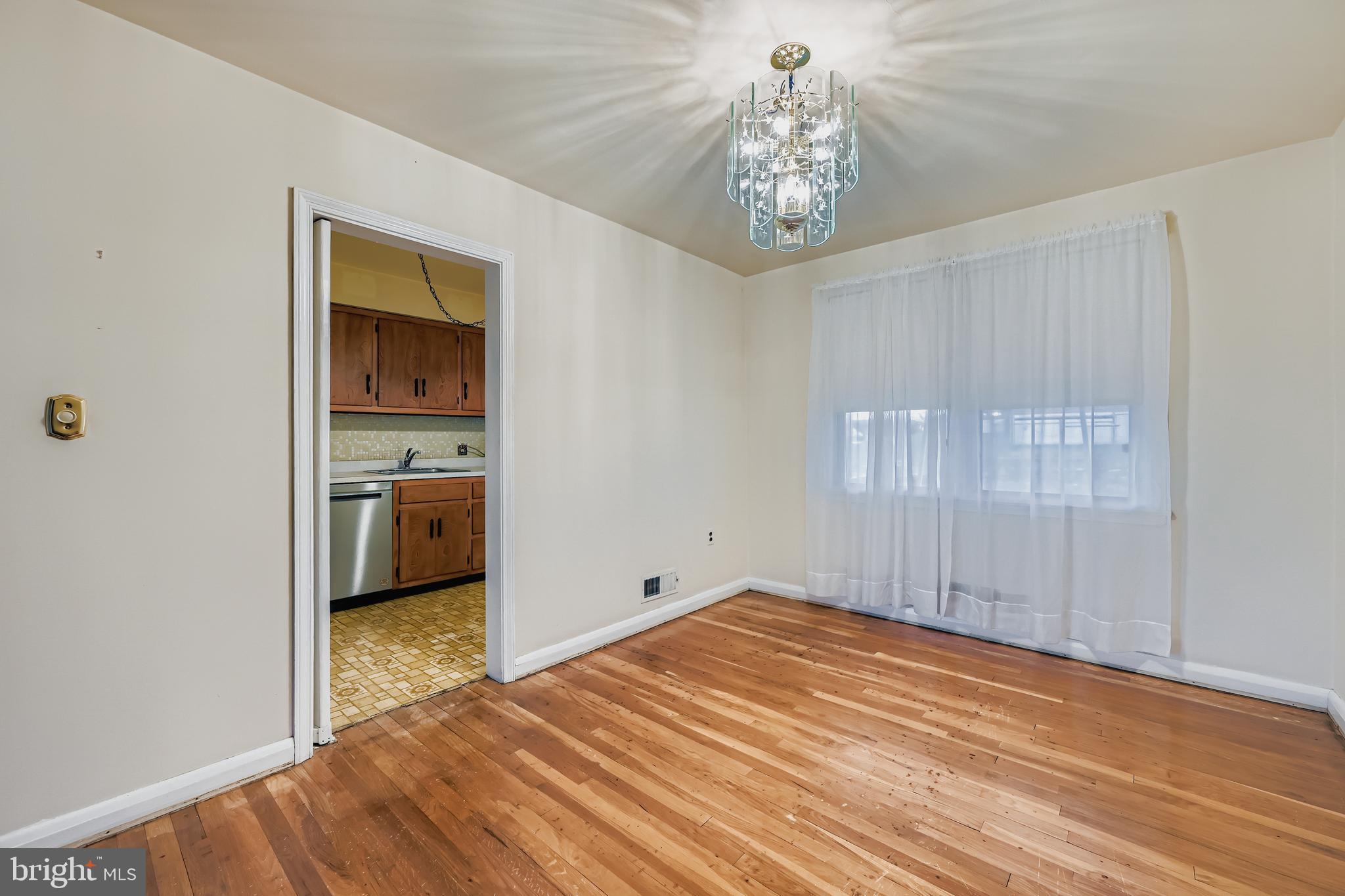 EASTWOOD - Residential