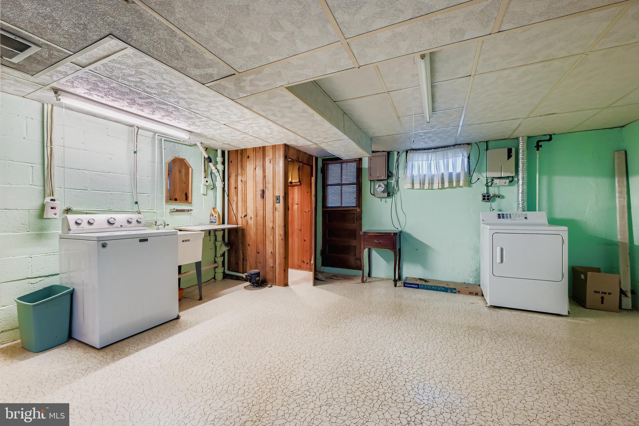 EASTWOOD - Residential