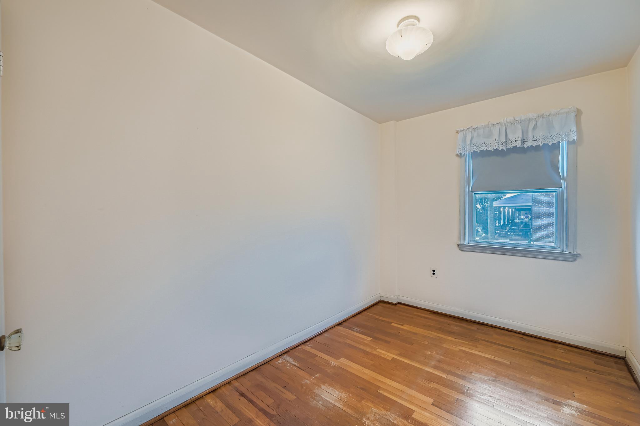 EASTWOOD - Residential