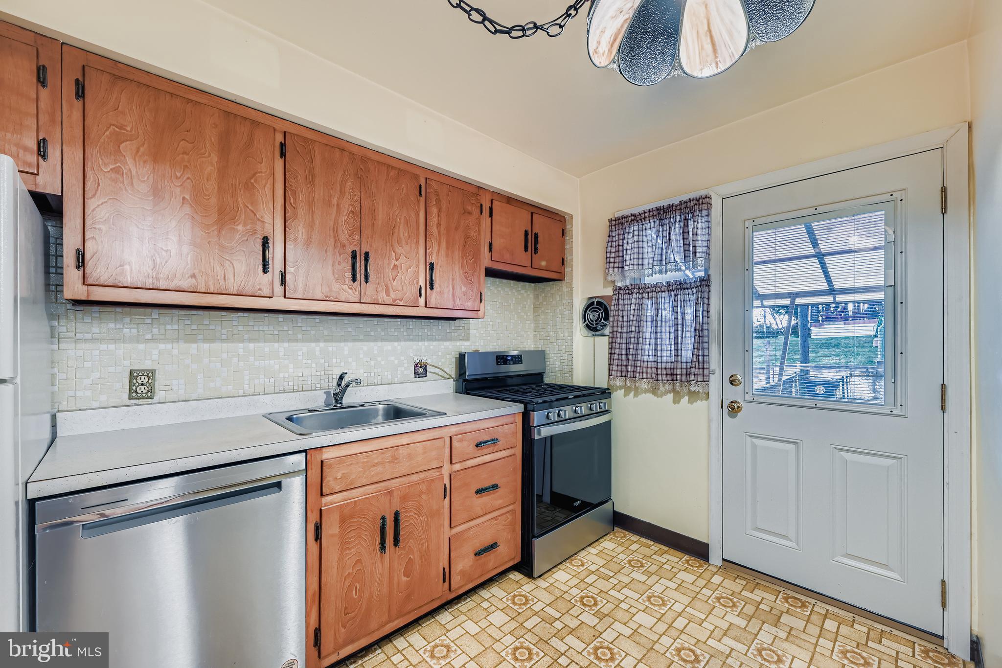 EASTWOOD - Residential