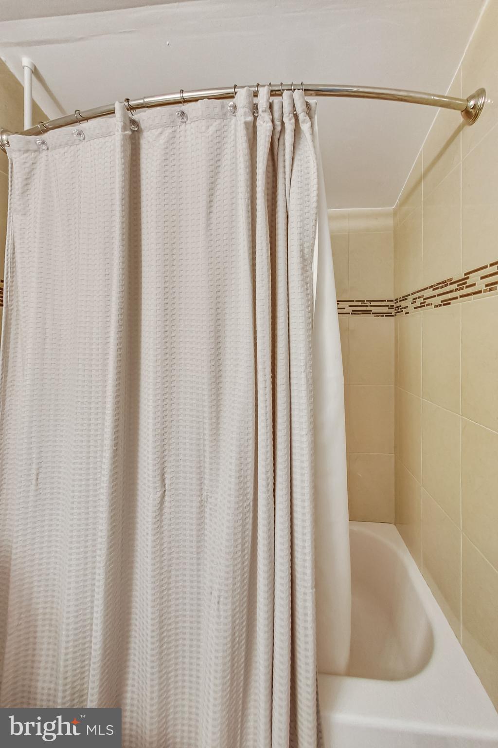 WEST RIVERDALE - Residential