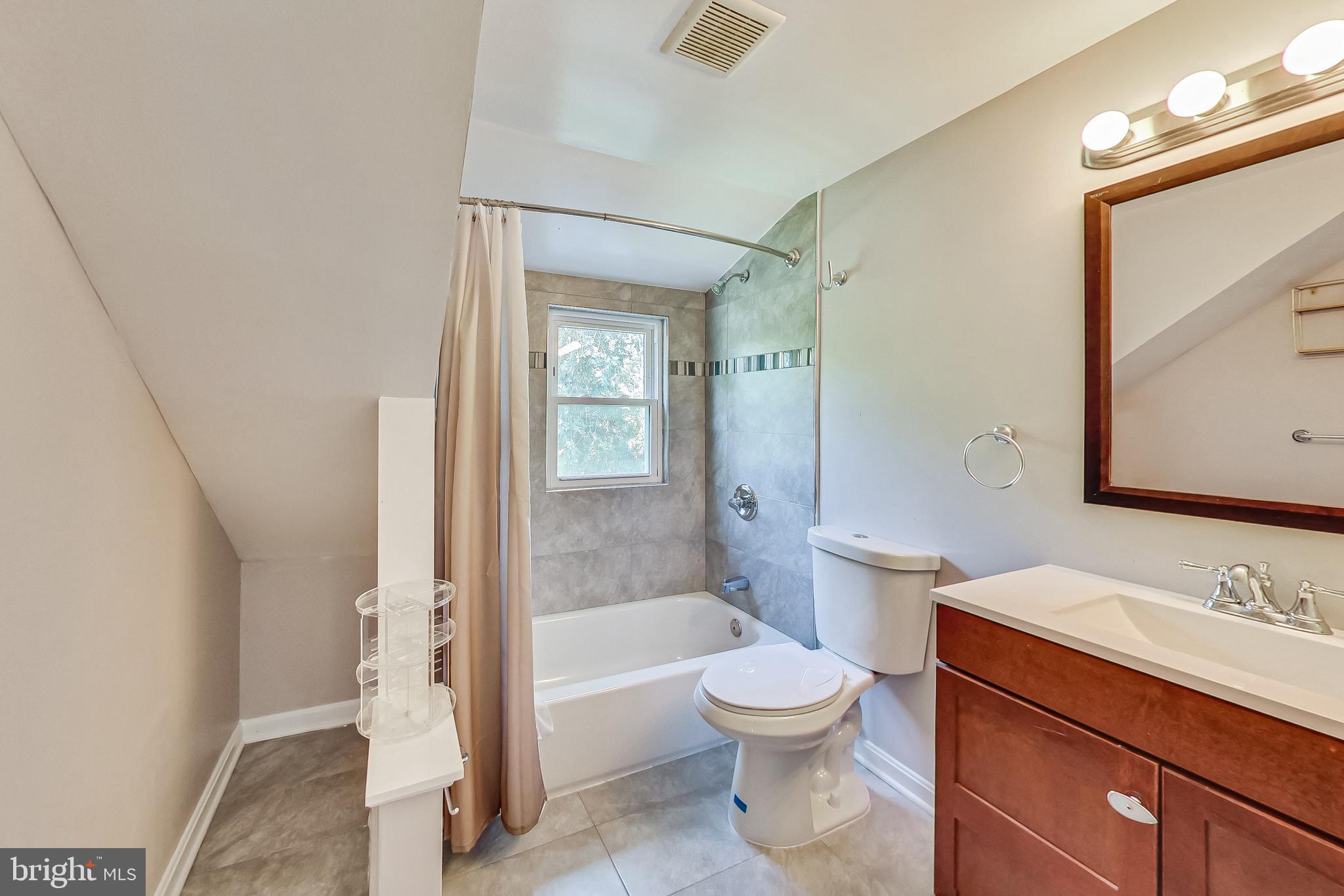 WEST RIVERDALE - Residential