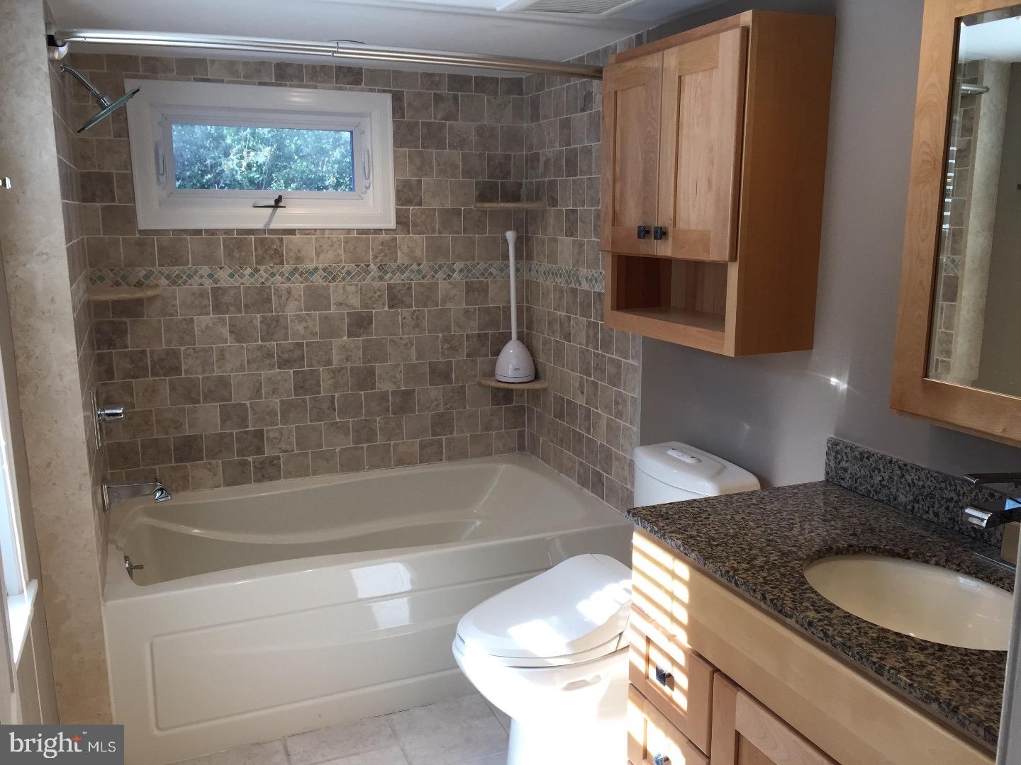 CHESTNUT HILL - Residential Lease