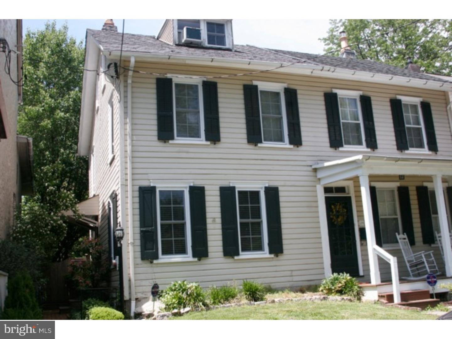 CHESTNUT HILL - Residential Lease