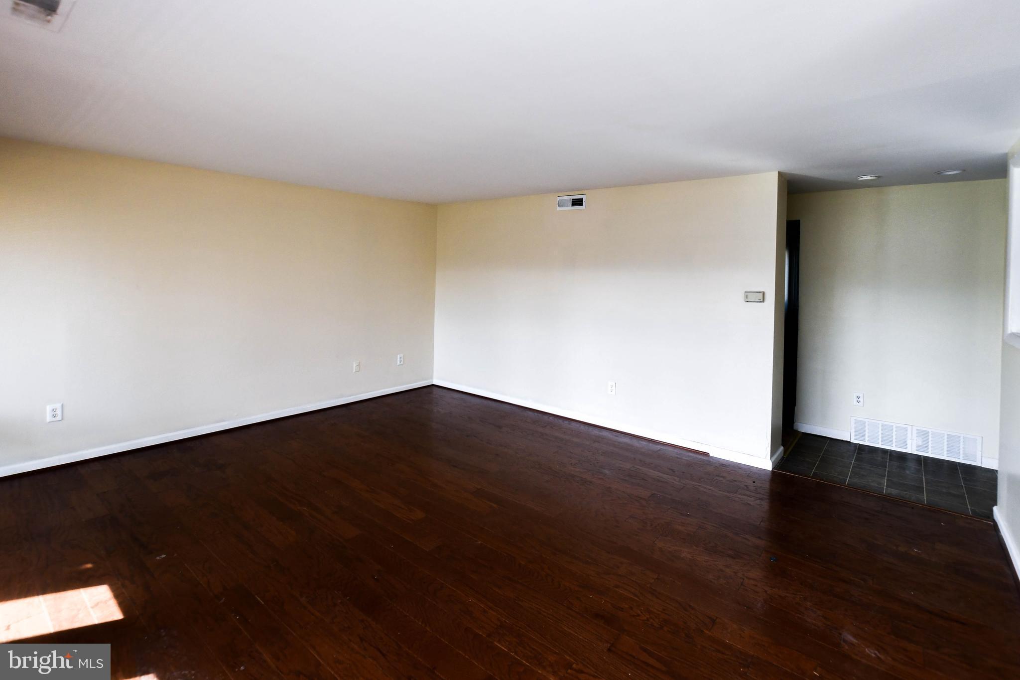 HOLLY HILL - Residential