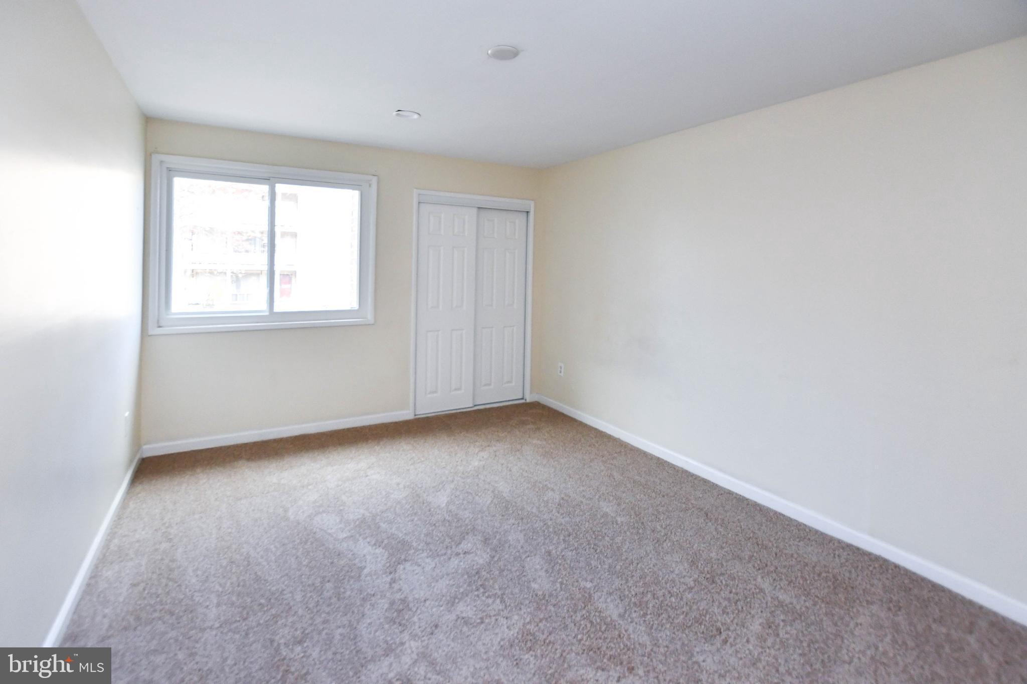 HOLLY HILL - Residential