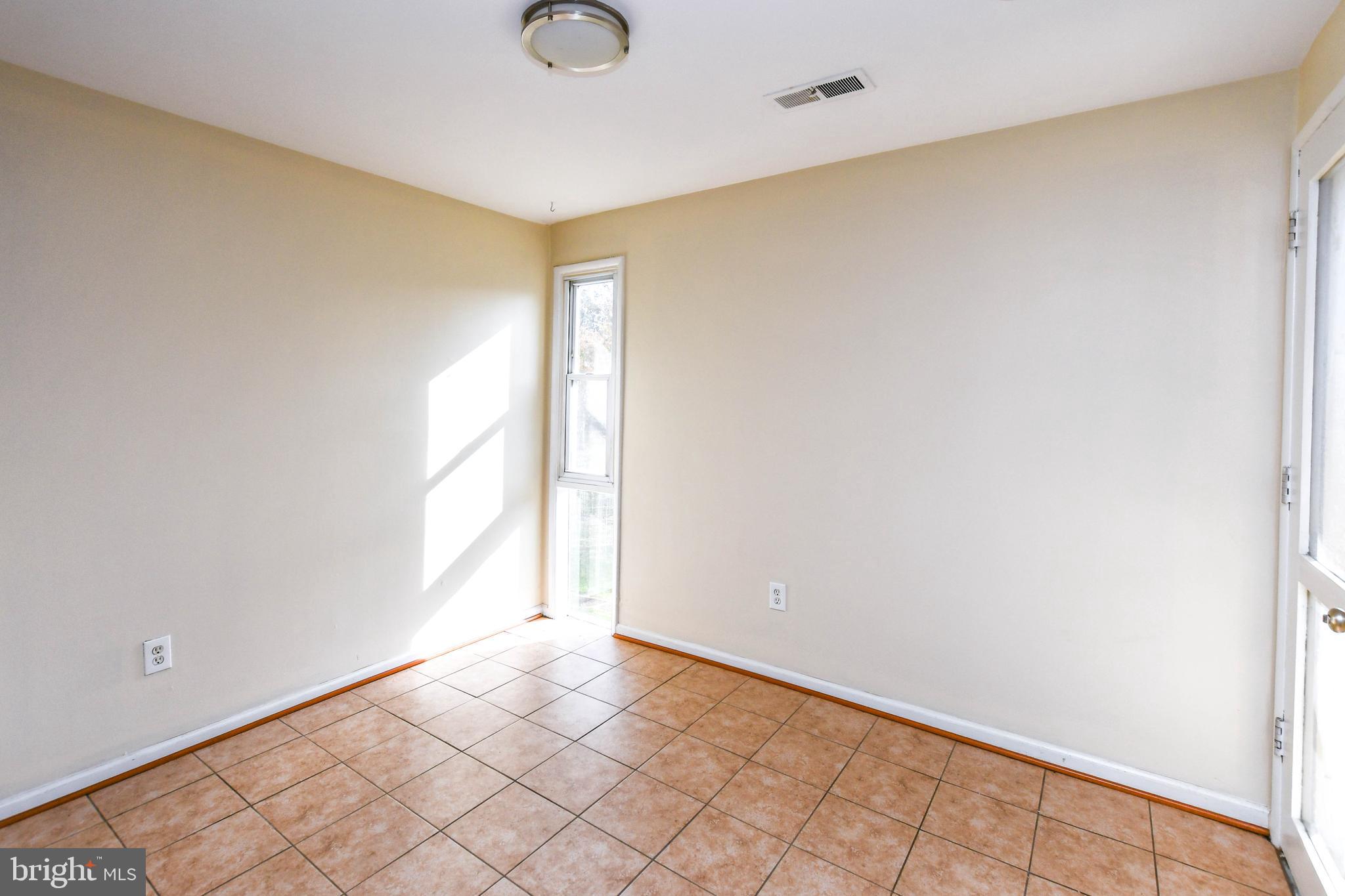 HOLLY HILL - Residential