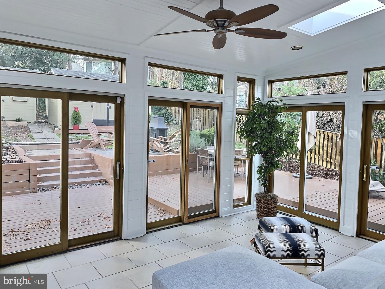 COLUMBIA FOREST - Residential