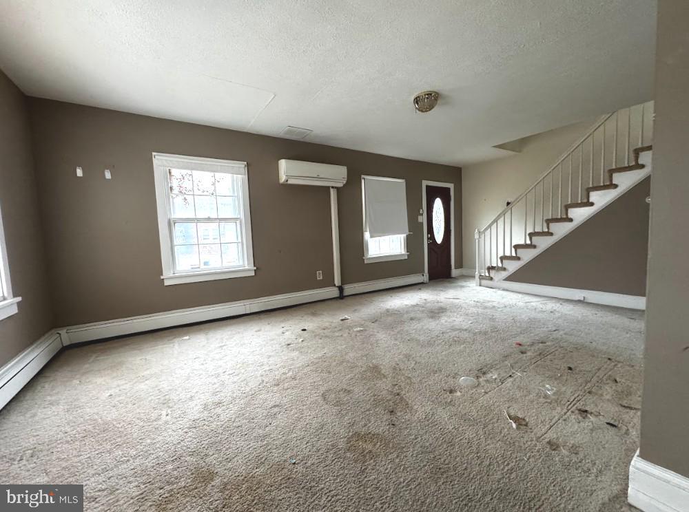 ORCHARD TERR/PLUMLY - Residential