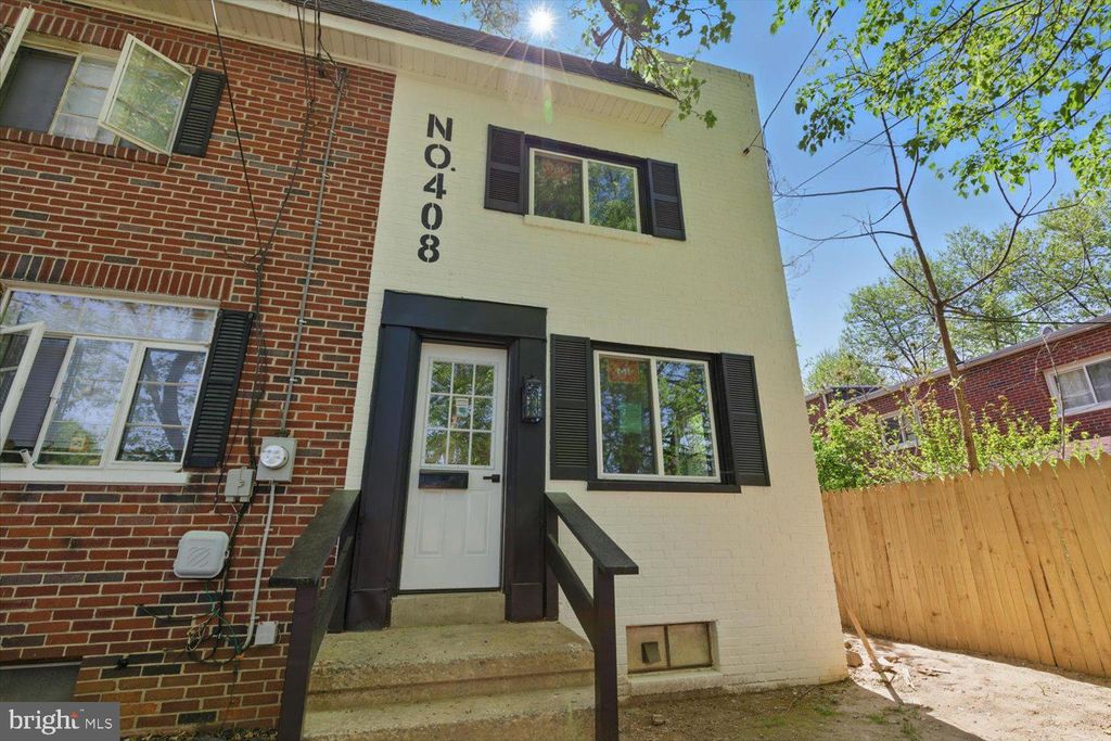 Photo of 408 Fairview Avenue, LANCASTER, PA 17603 (MLS # PALA2069156)