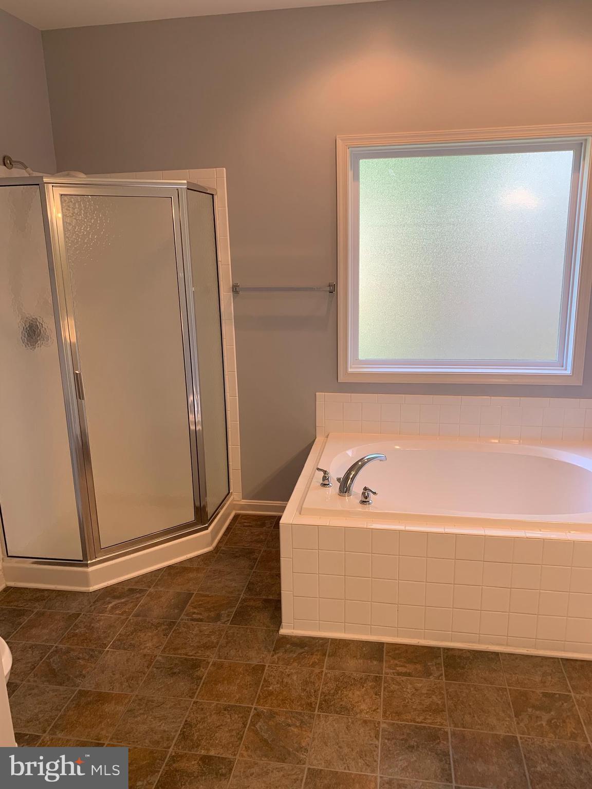 WESTMORELAND SHORES - Residential Lease