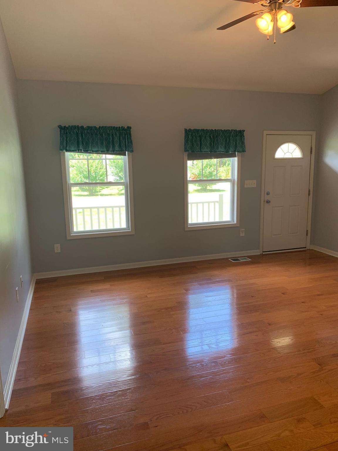 WESTMORELAND SHORES - Residential Lease