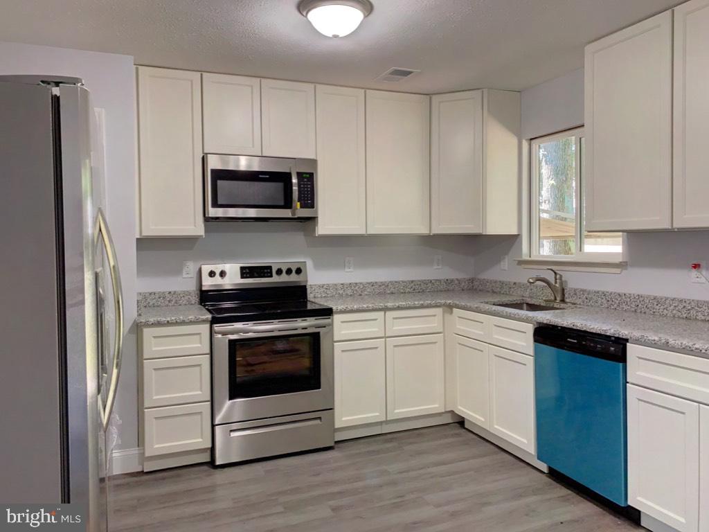 TIMBERBROOK - Residential