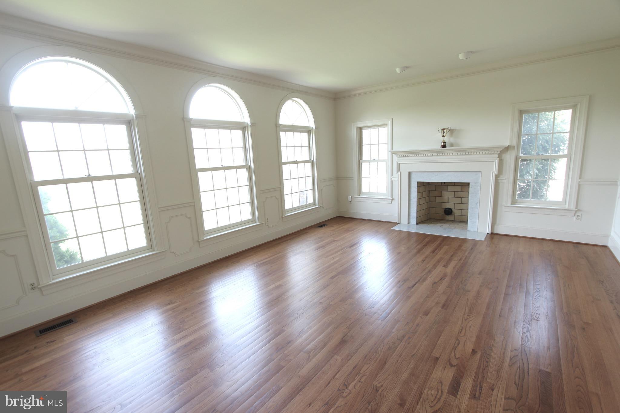 COLD STREAM FARMS - Residential