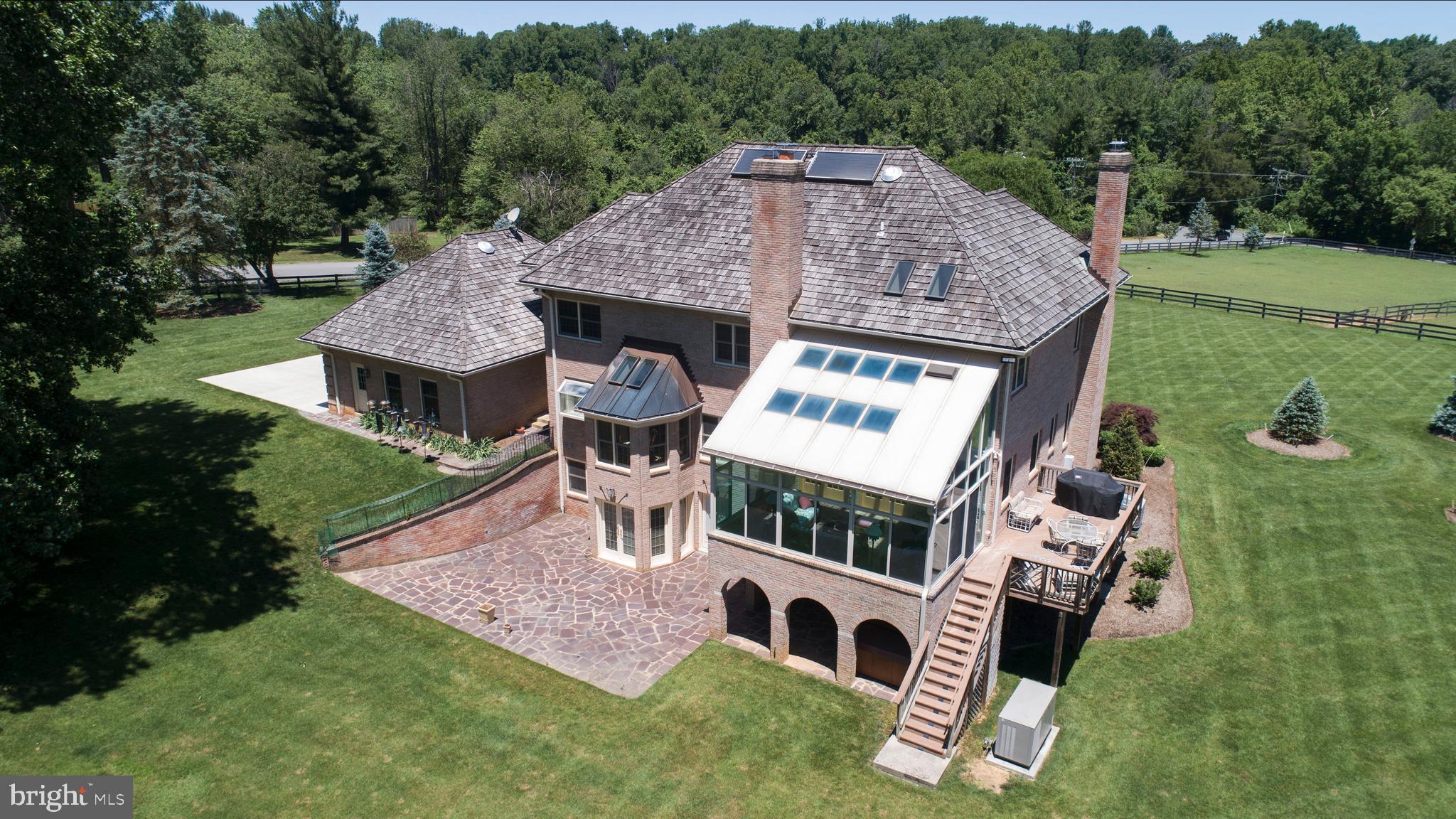 COLD STREAM FARMS - Residential