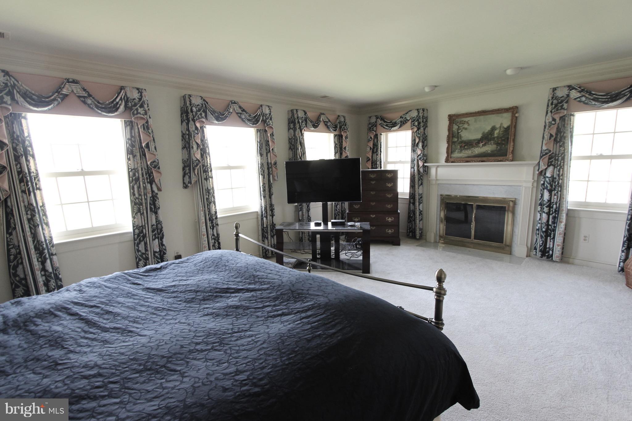 COLD STREAM FARMS - Residential