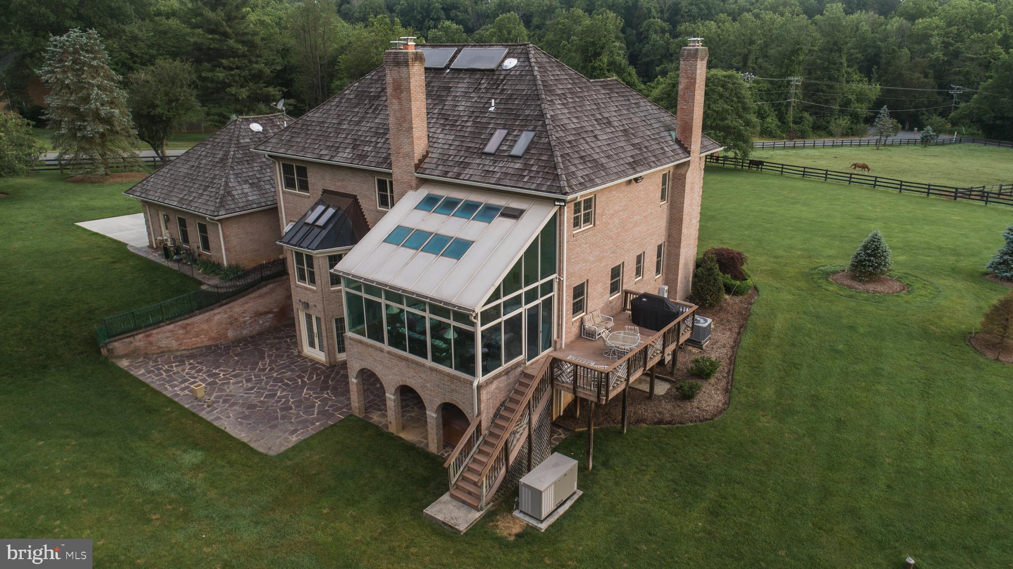 COLD STREAM FARMS - Residential