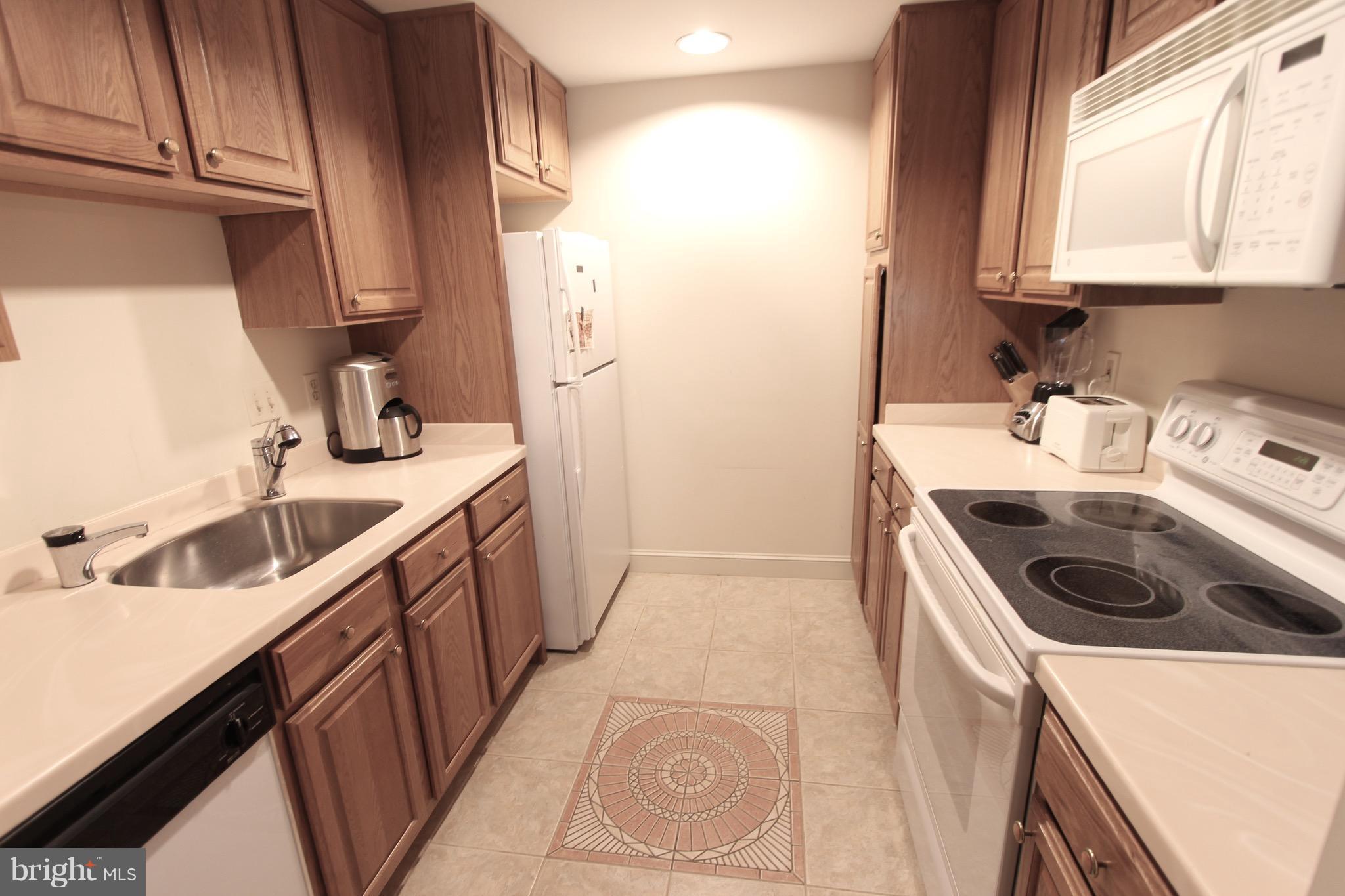 COLD STREAM FARMS - Residential