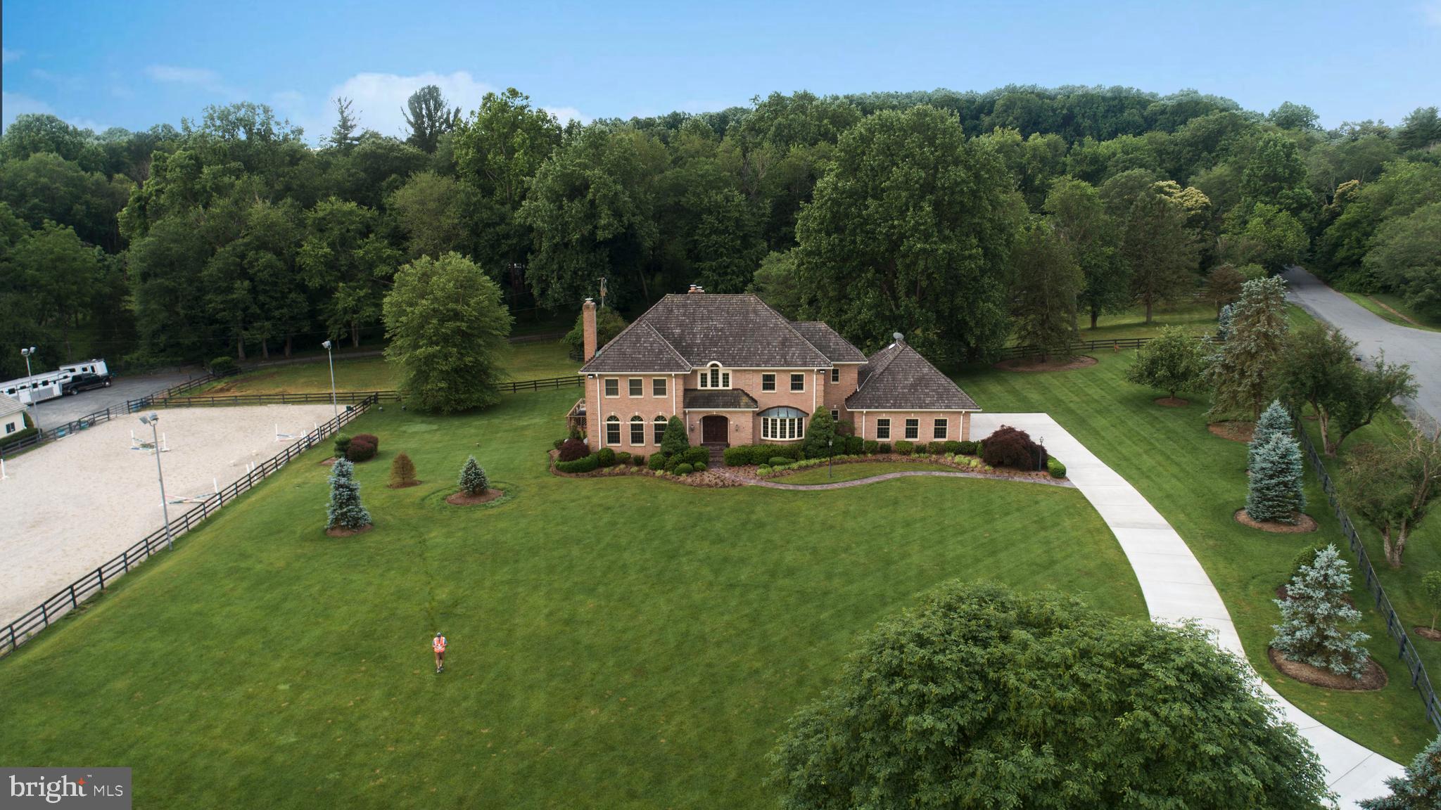 COLD STREAM FARMS - Residential