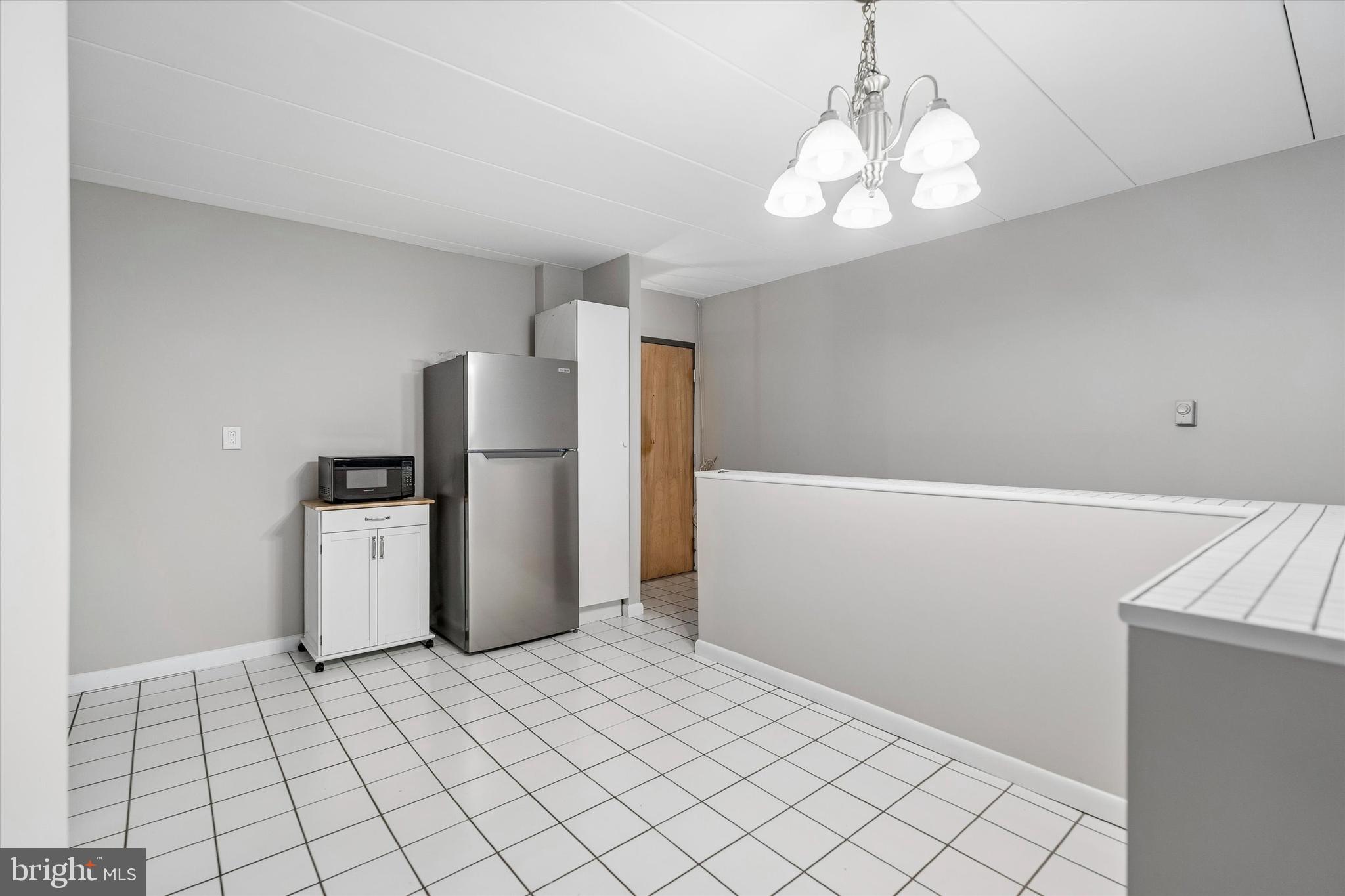 HAVERFORD HILL - Residential