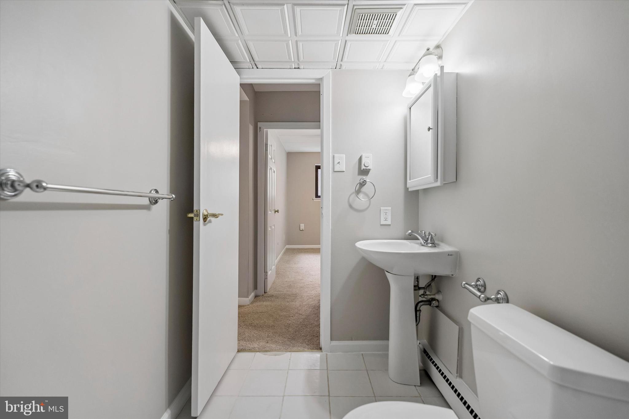 HAVERFORD HILL - Residential