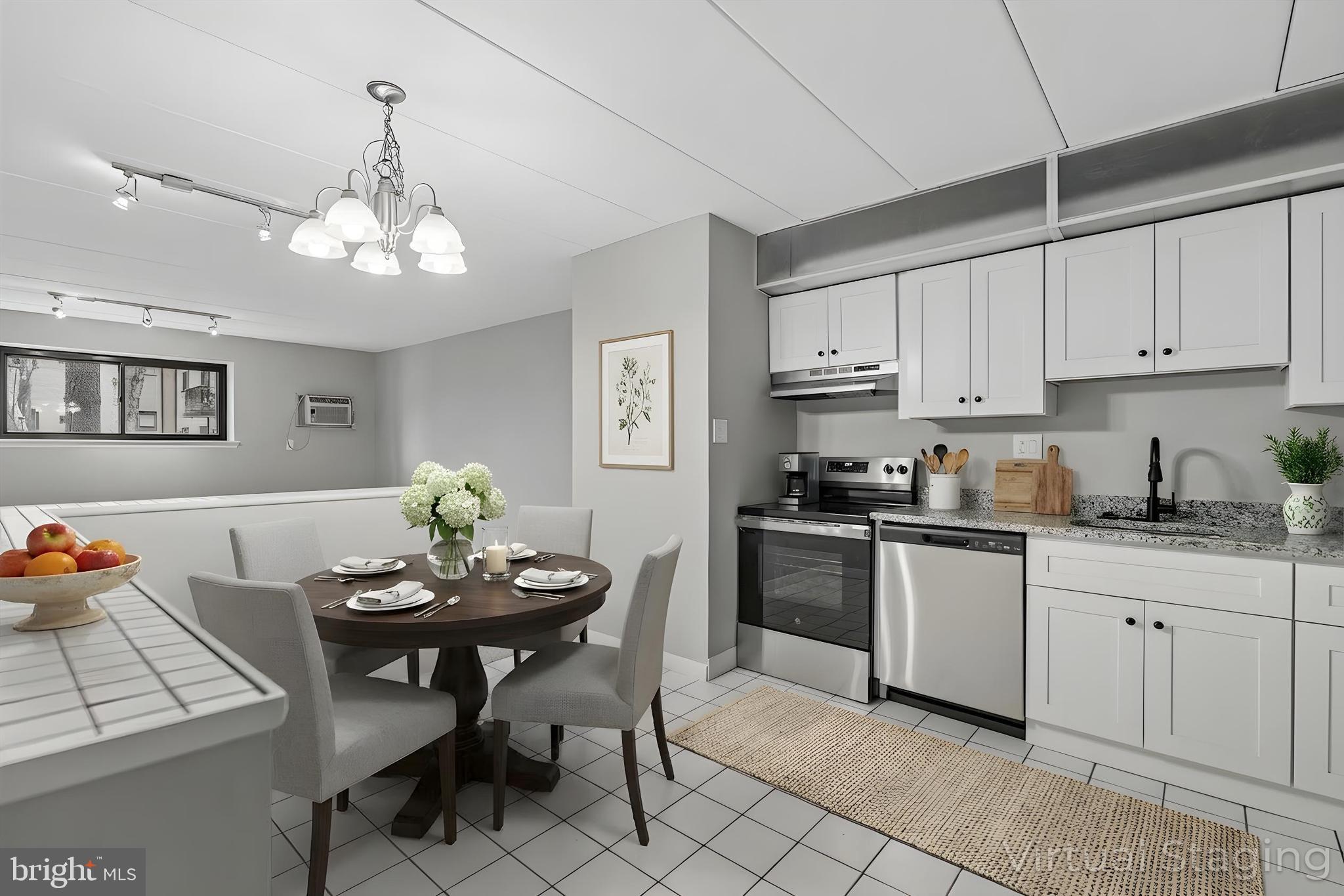 HAVERFORD HILL - Residential