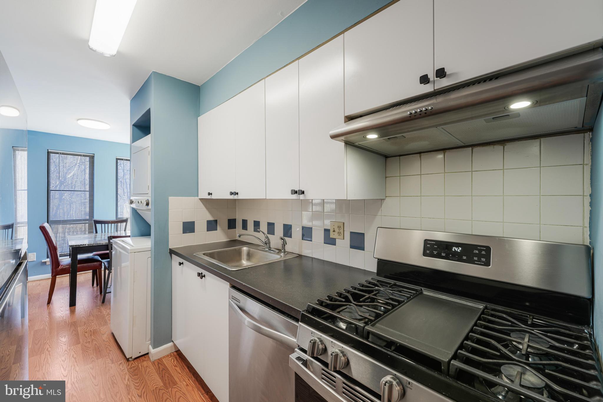 CHESTNUT GROVE - Residential