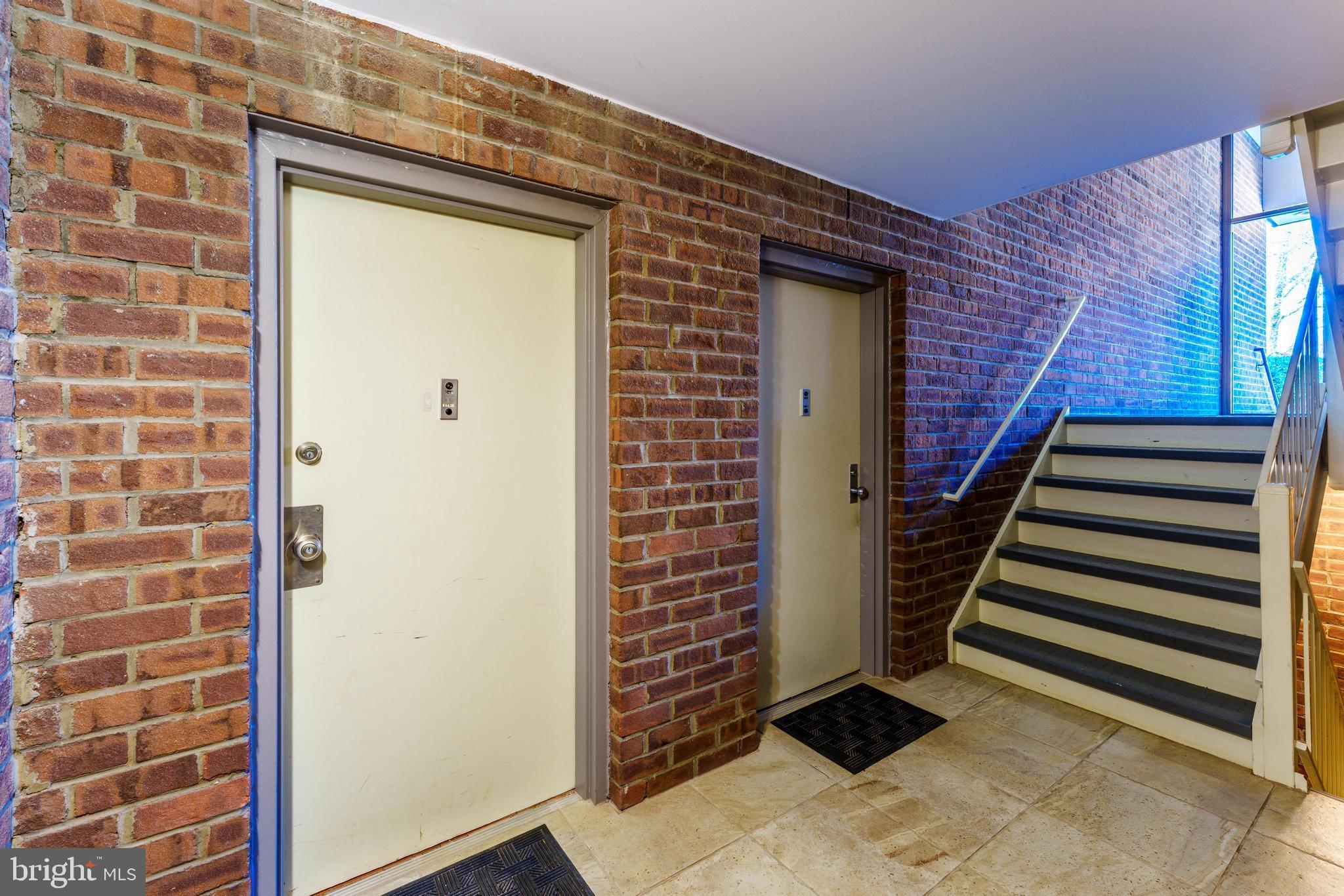 11220 CHESTNUT GROVE SQUARE 123