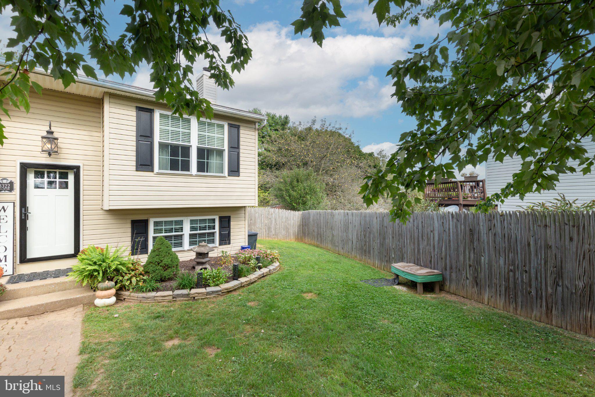 3322 SUTTON COURT