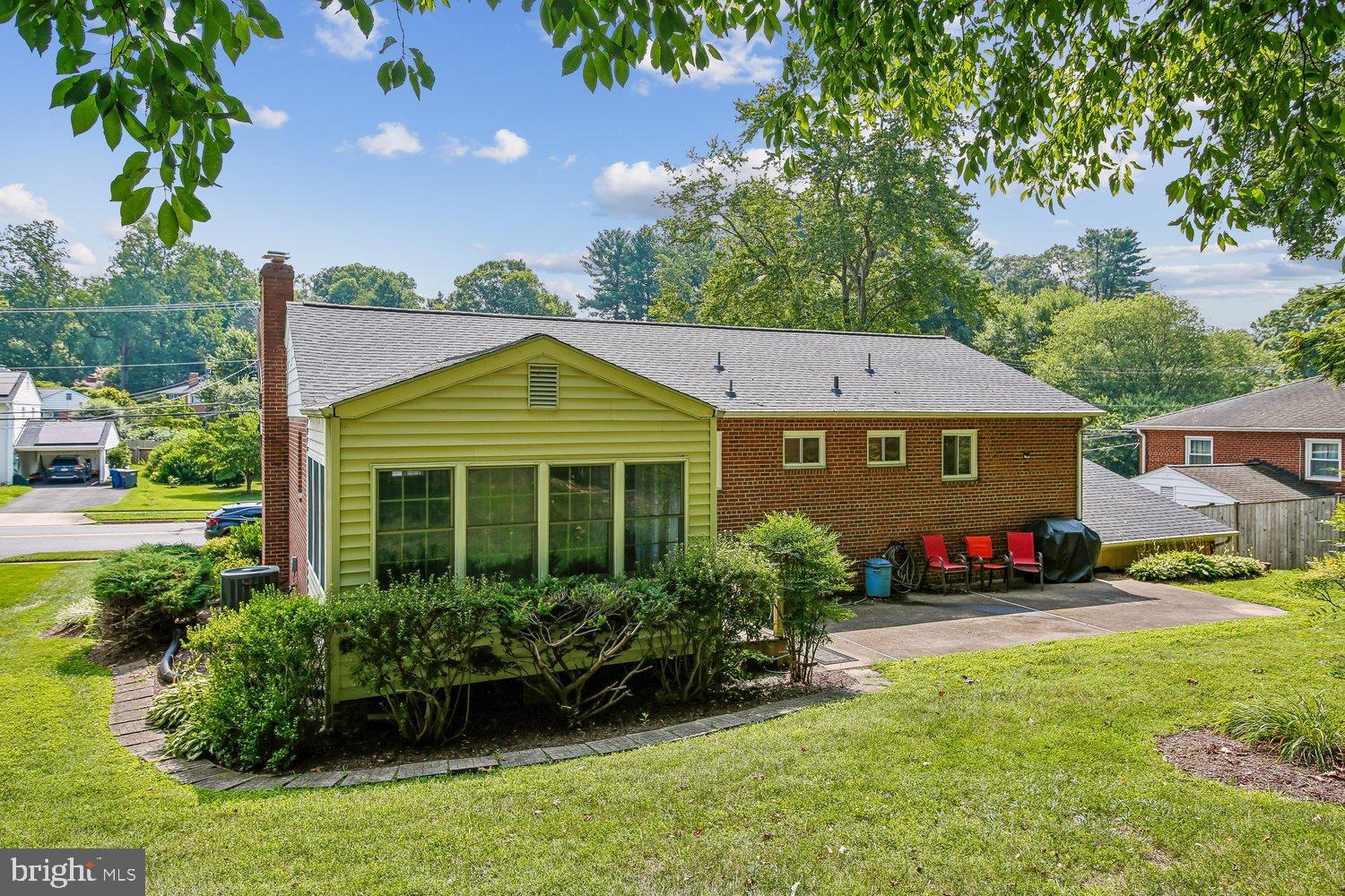 3210 PATRICK HENRY DRIVE