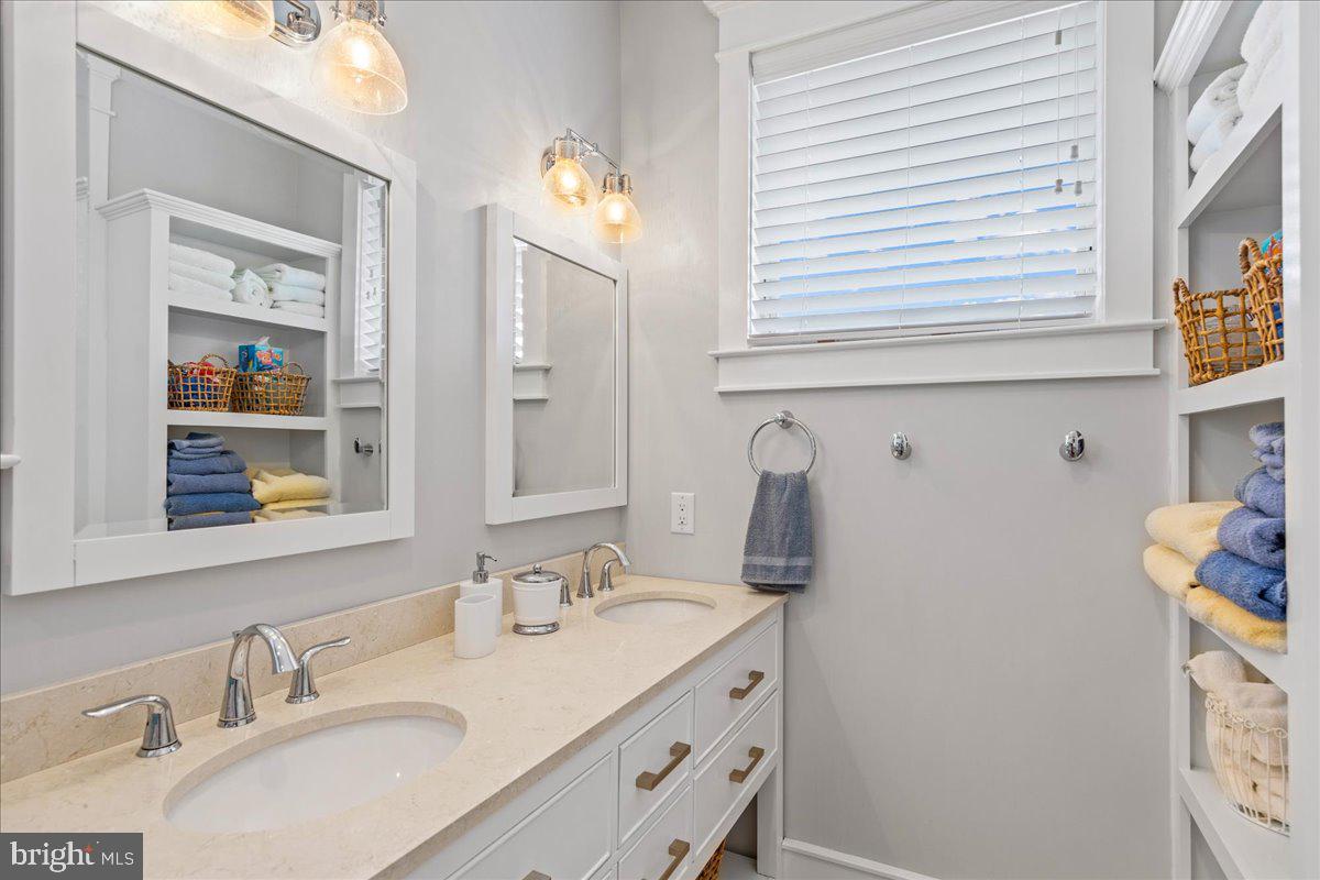 SOUTH BETHANY HARBOR - Residential