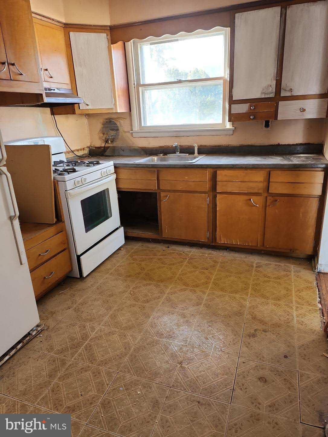 LAWRENCE PARK - Residential