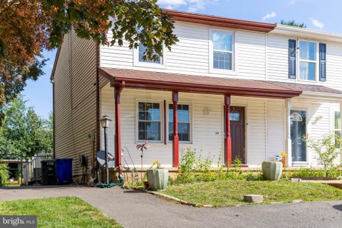 Townhouse For Sale - 178 Stonegate Drive<br/> FREDERICK, MD 21702