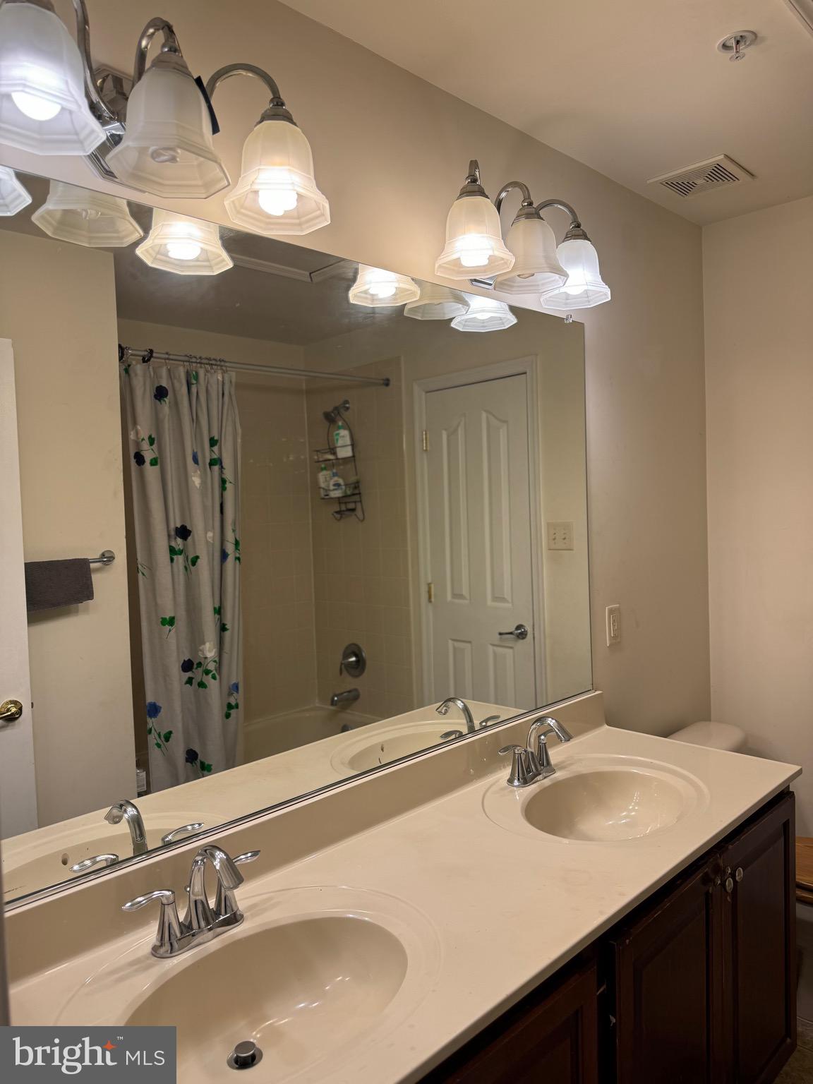 FAIRWOOD - Residential