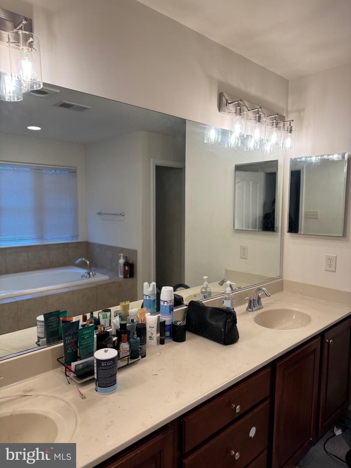 FAIRWOOD - Residential