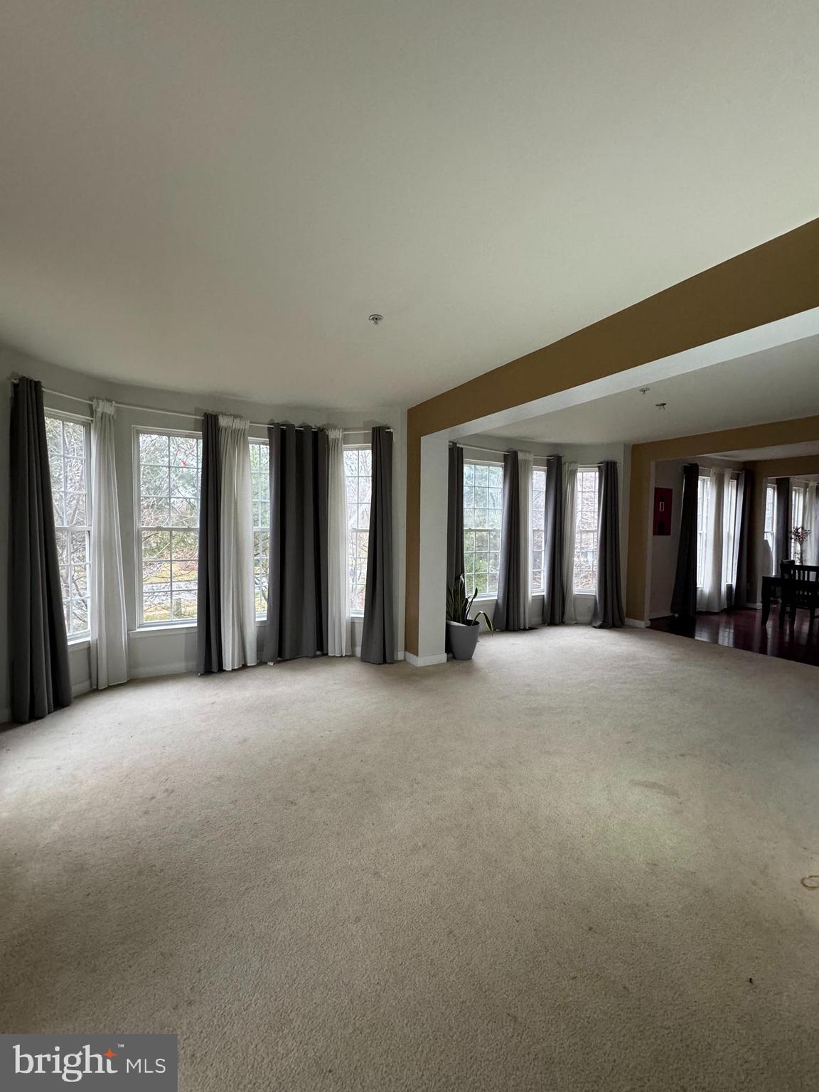 FAIRWOOD - Residential