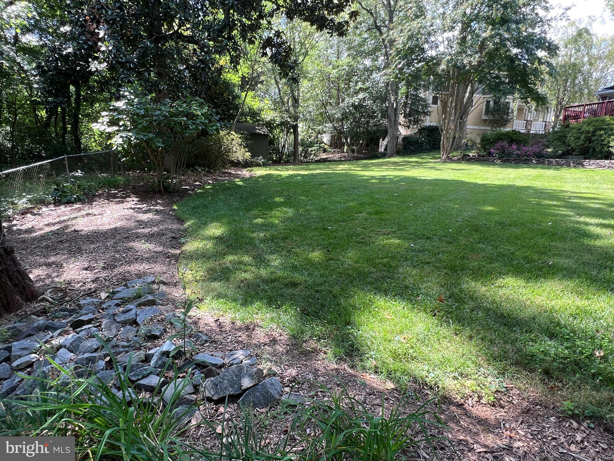 HILLSIDE MANOR - Residential