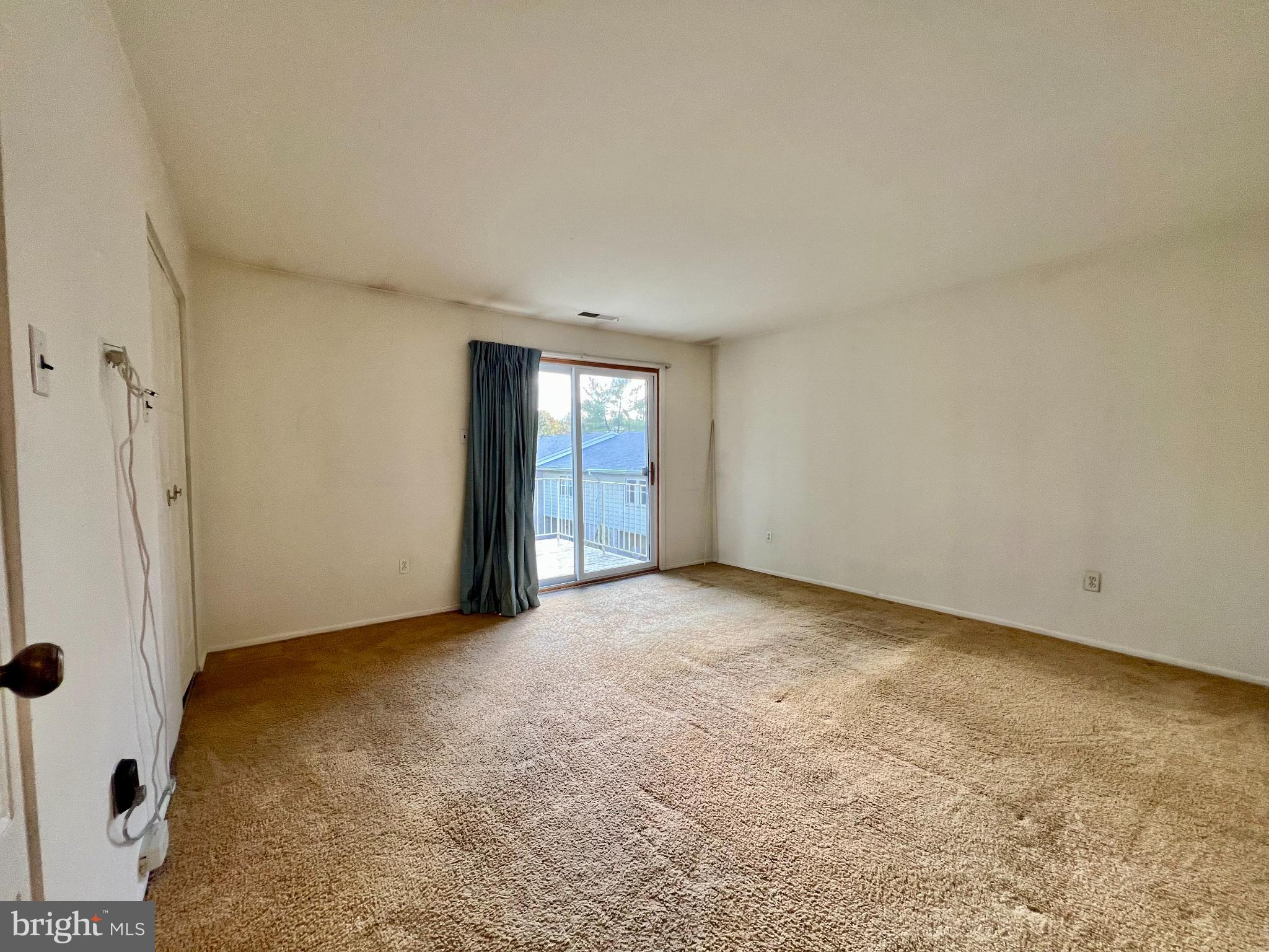 BUTLER PARK CONDO - Residential