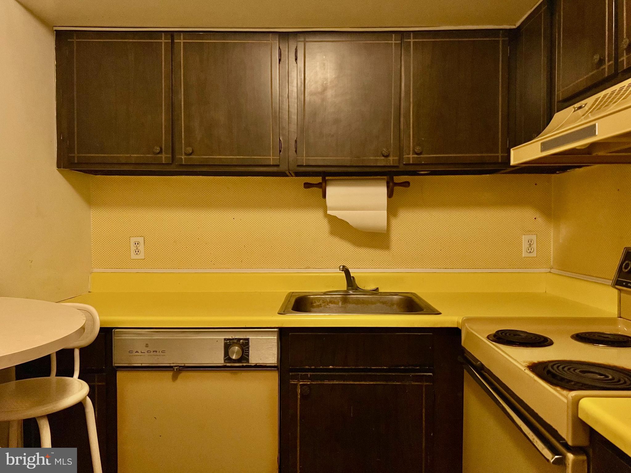 BUTLER PARK CONDO - Residential