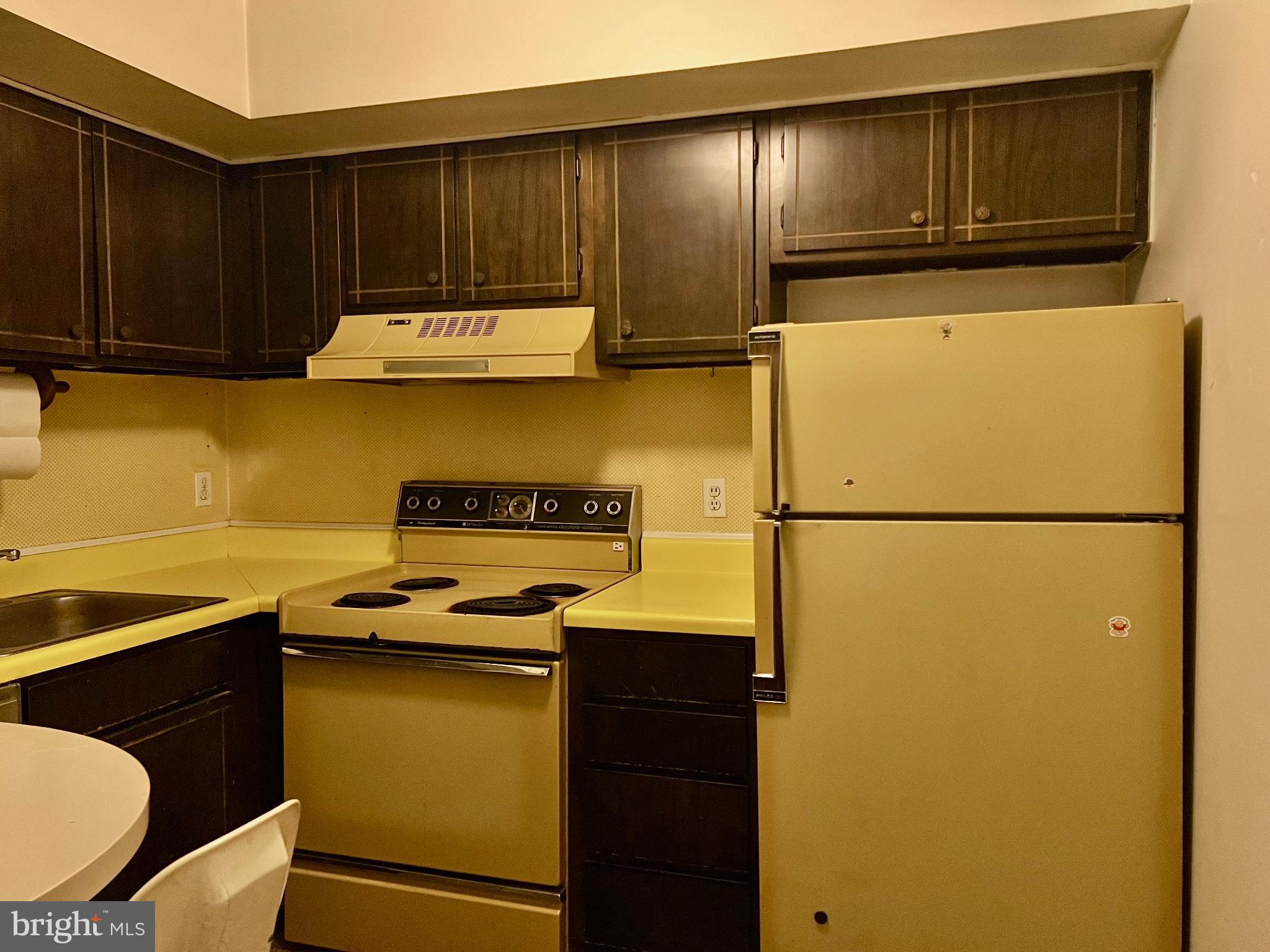 BUTLER PARK CONDO - Residential