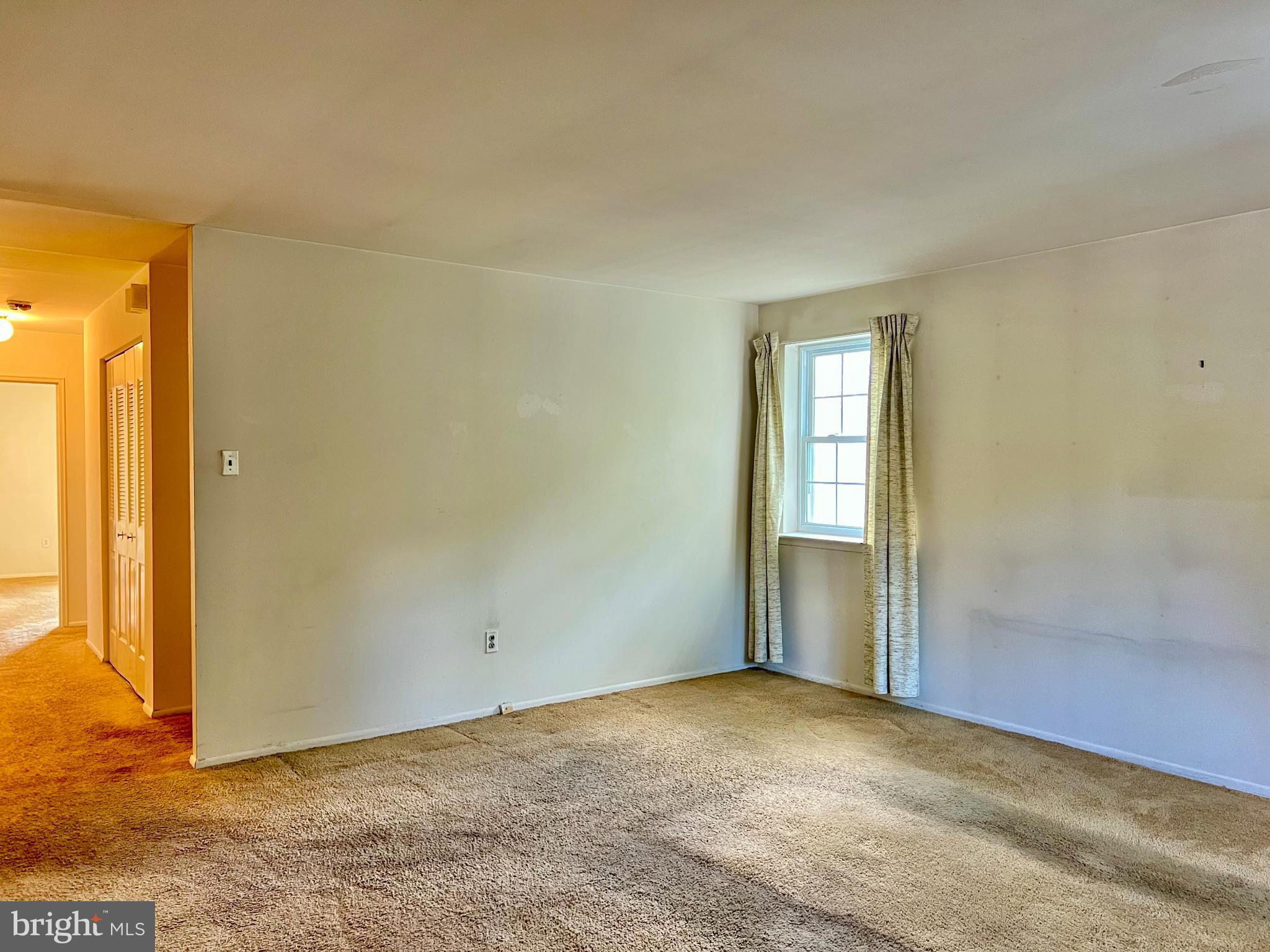 BUTLER PARK CONDO - Residential