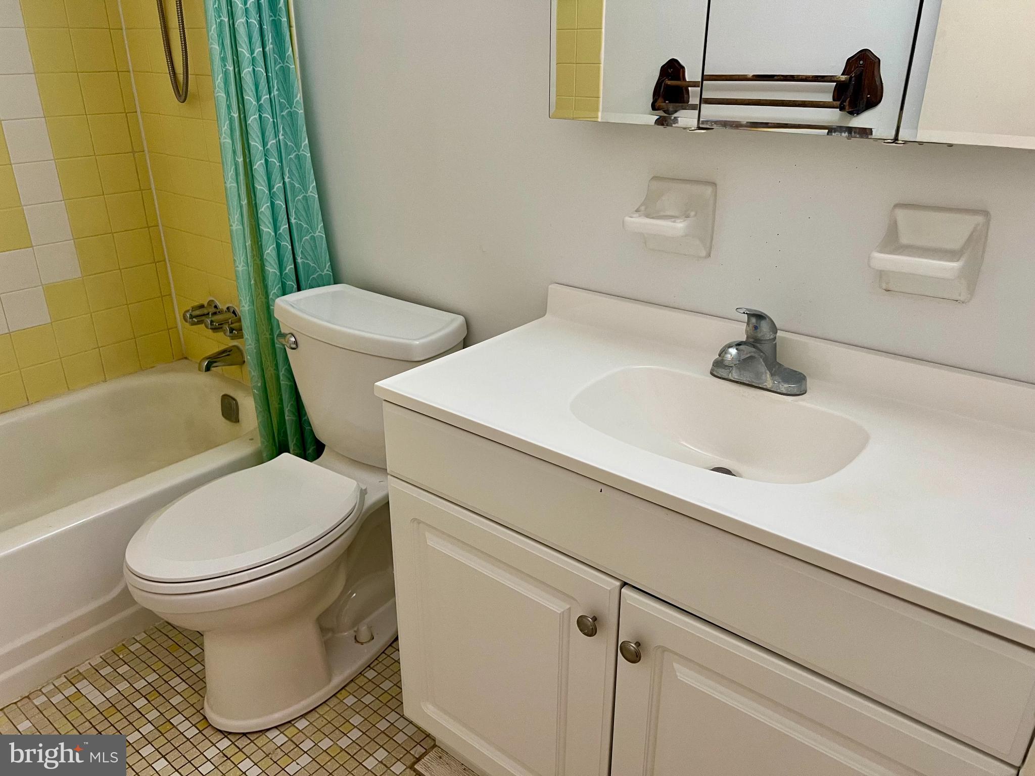 BUTLER PARK CONDO - Residential