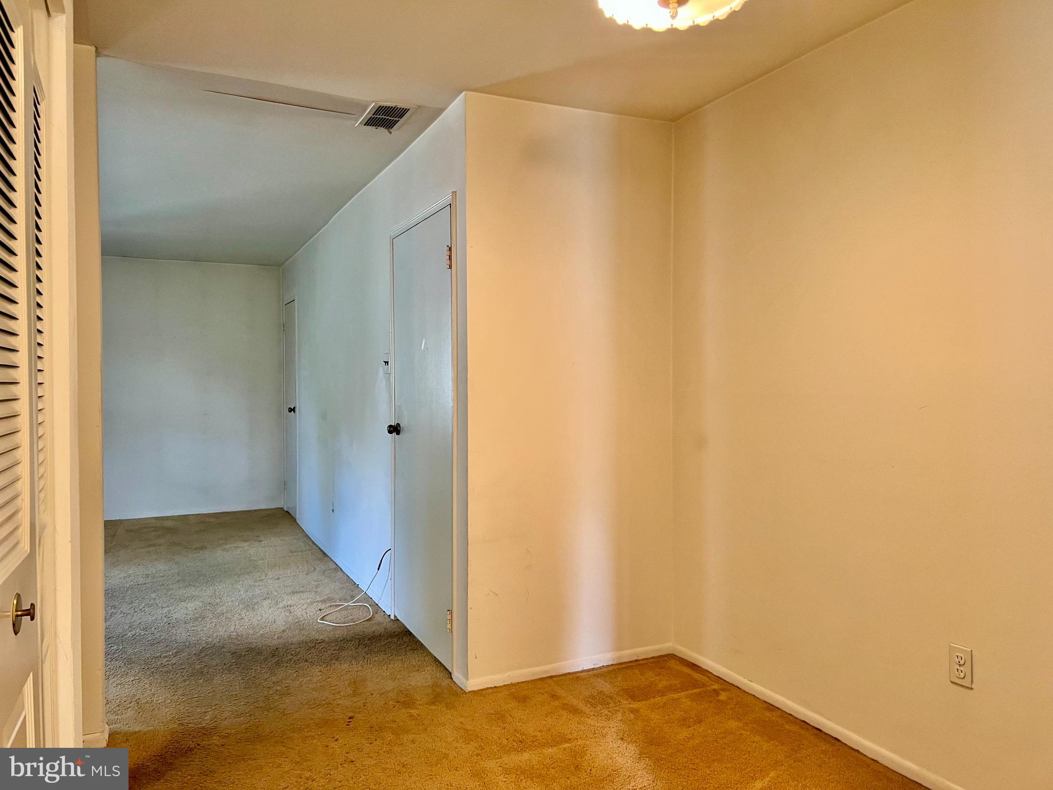 BUTLER PARK CONDO - Residential