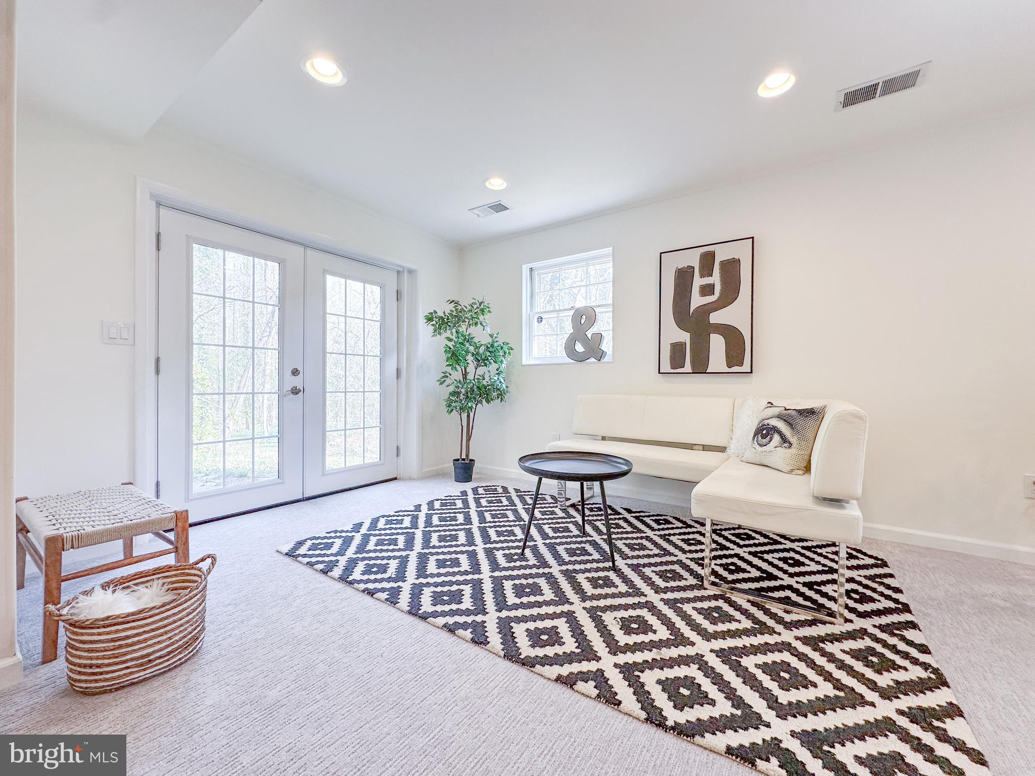 FOREST VILLA - Residential