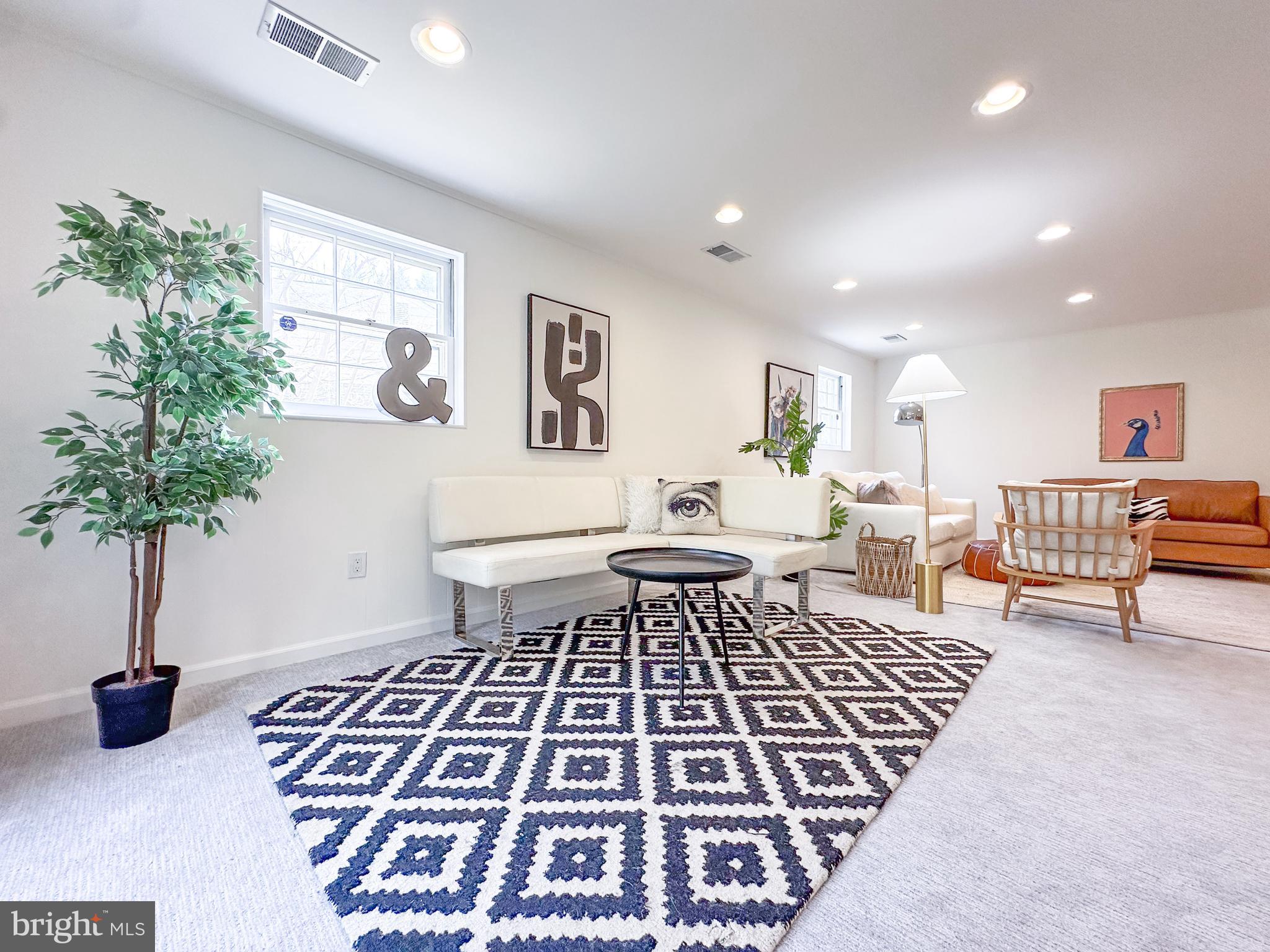 FOREST VILLA - Residential