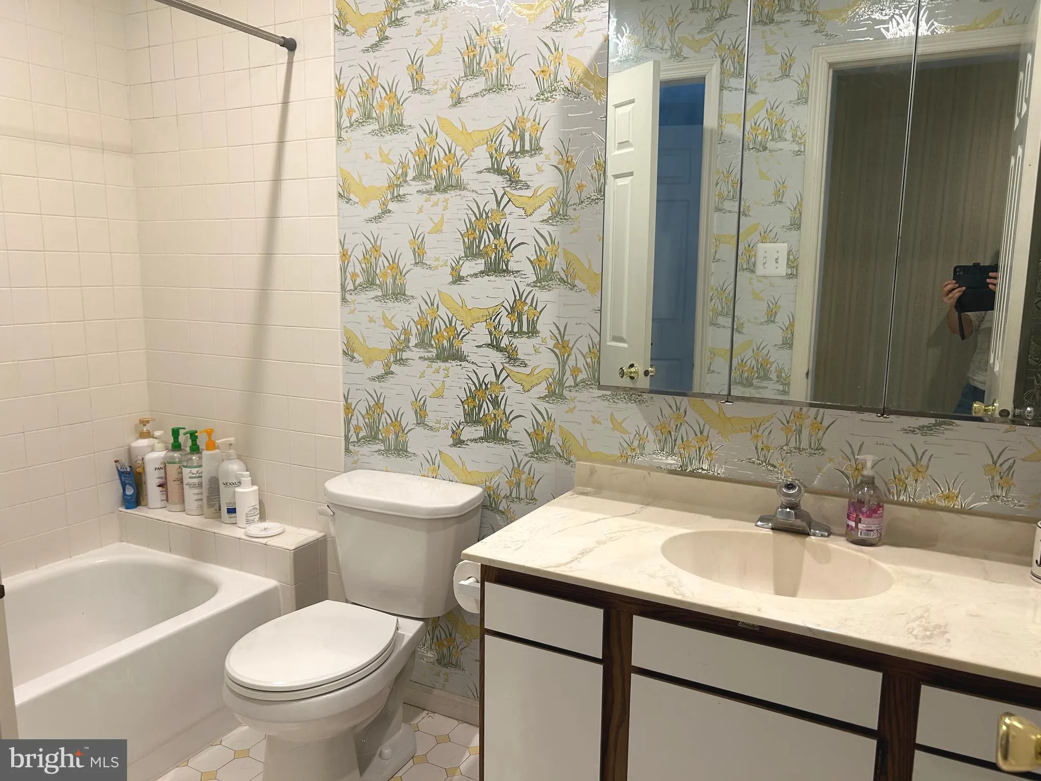 Chesterbrook, Pennsylvania 19087, United States, 2 Bedrooms Bedrooms, ,3 BathroomsBathrooms,Residential,Active,150818