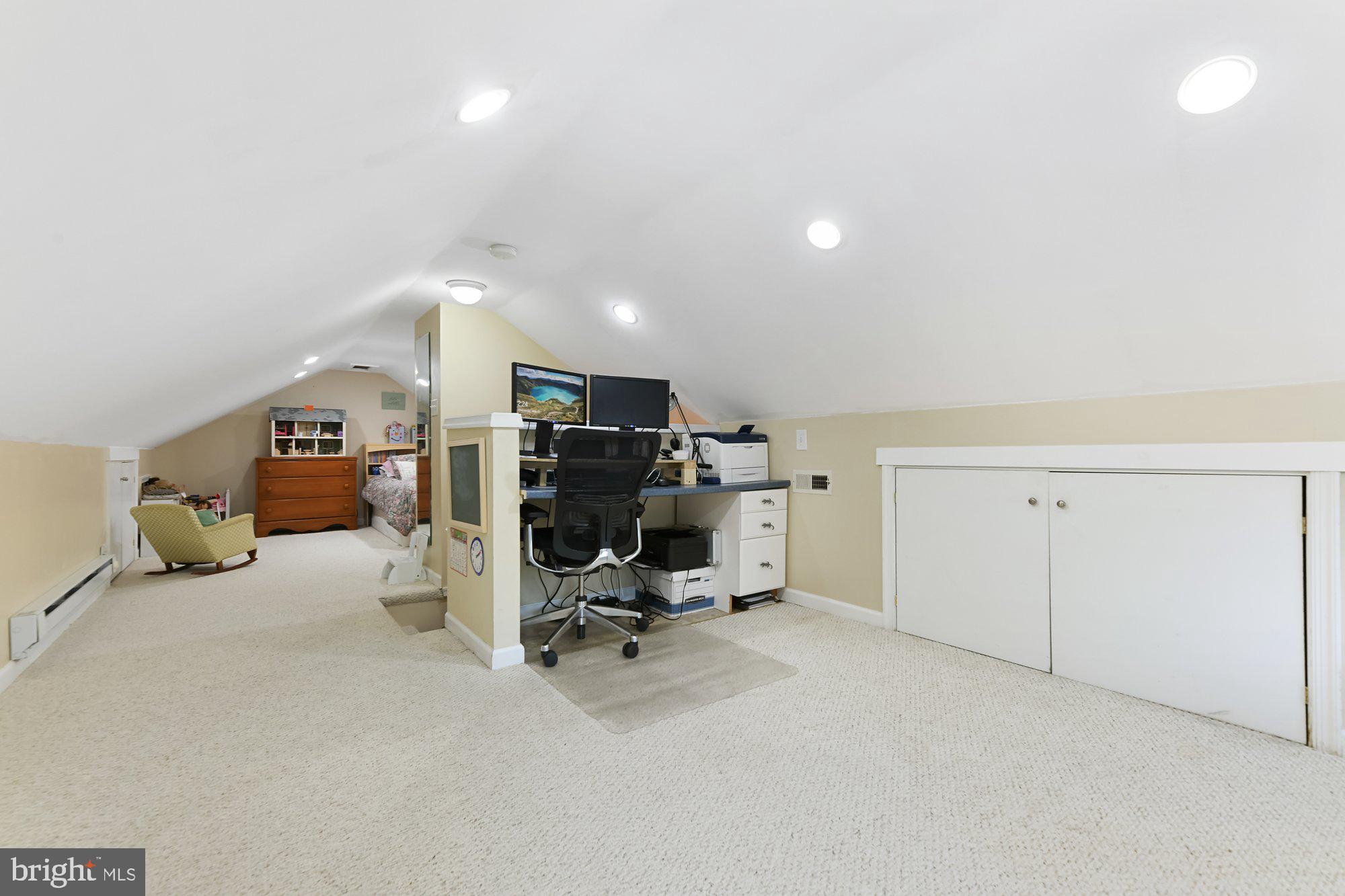 STONELEIGH - Residential