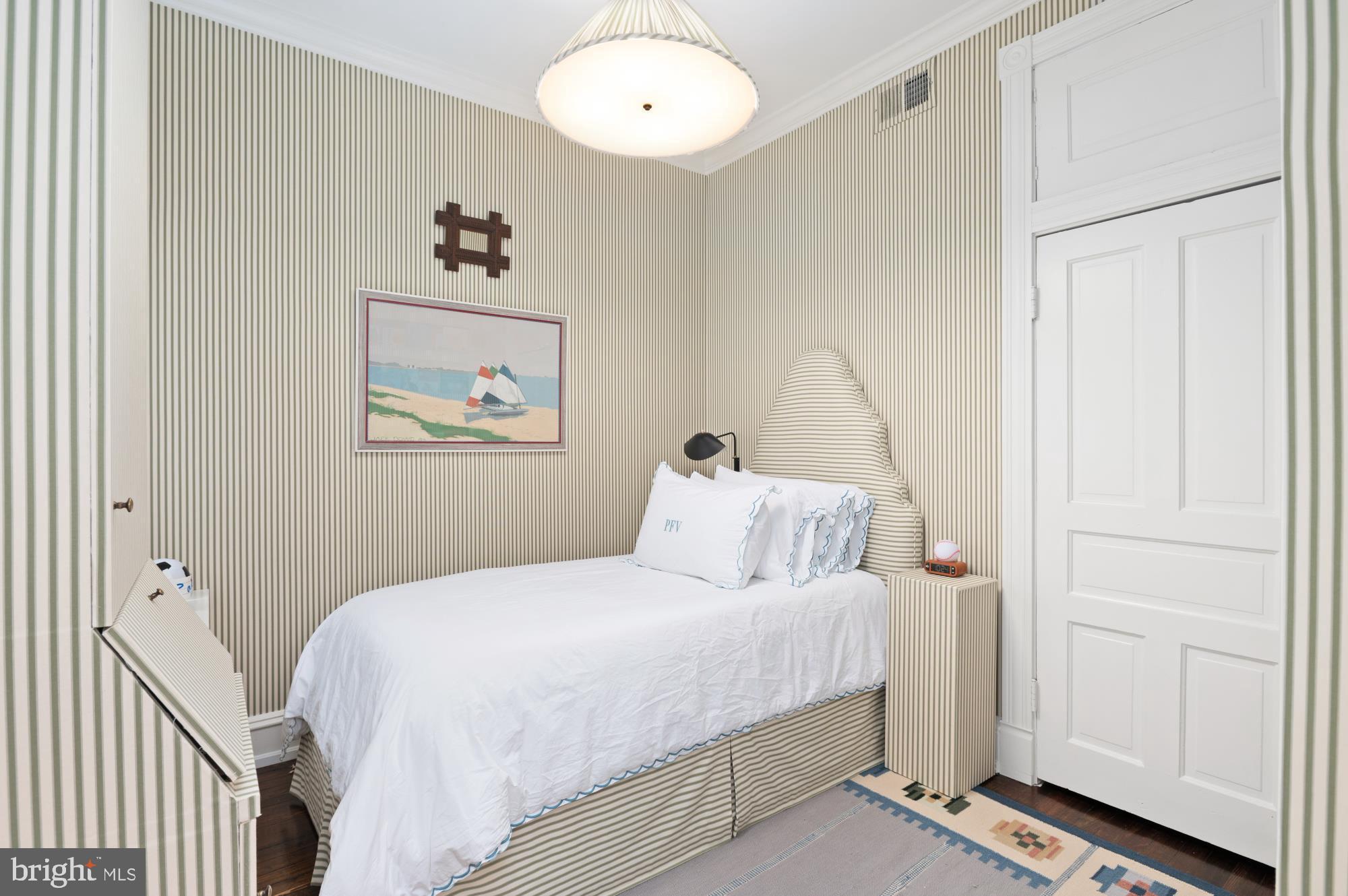 GEORGETOWN - Residential