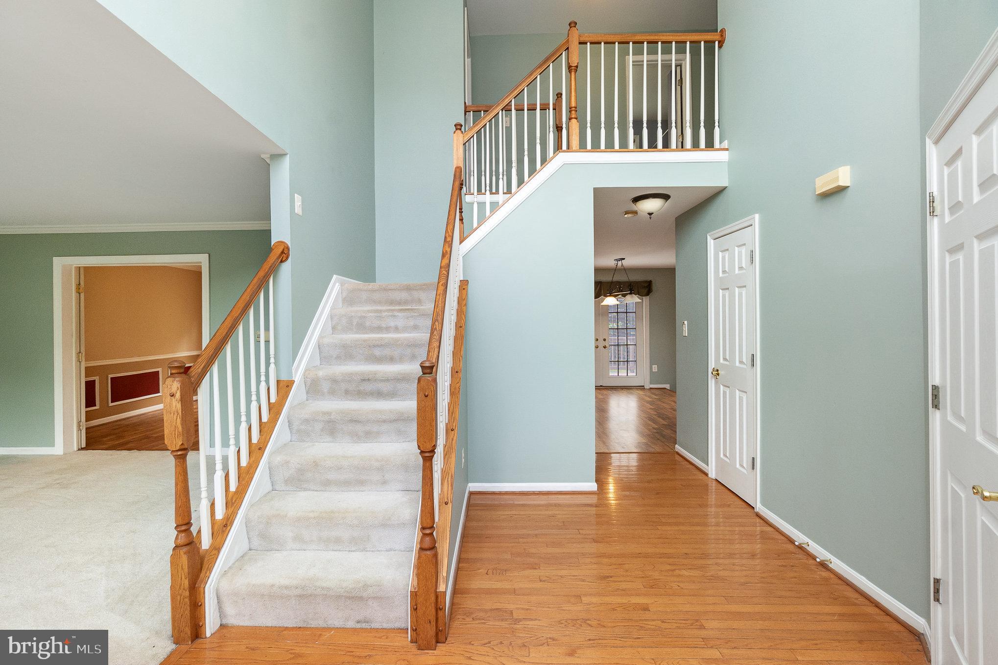 605 LORING AVENUE