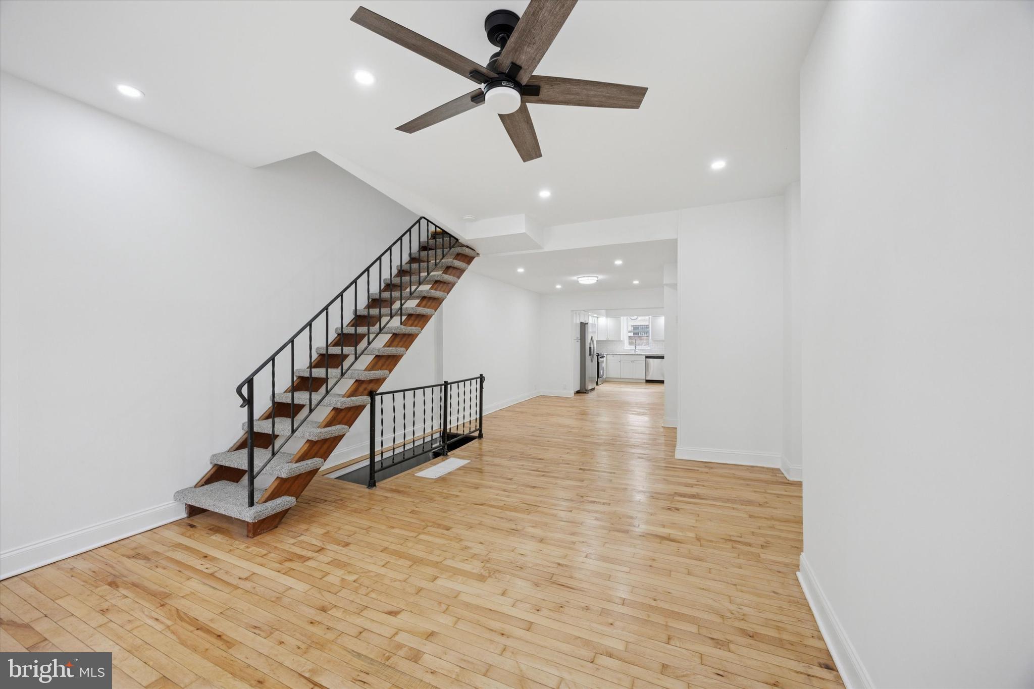 PASSYUNK SQUARE - Residential